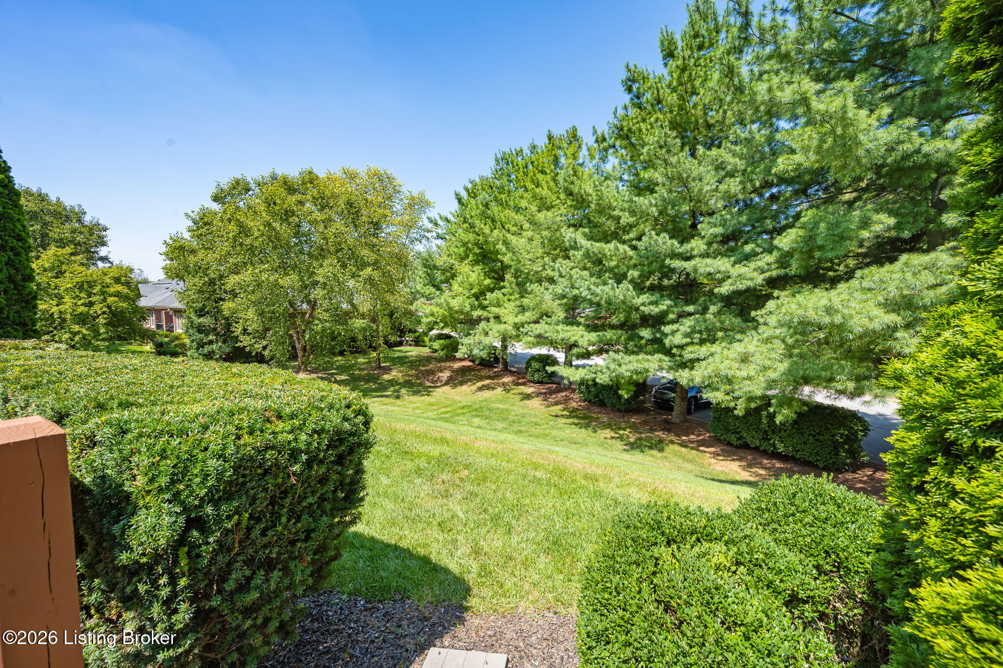 10021 Forest Village Ln