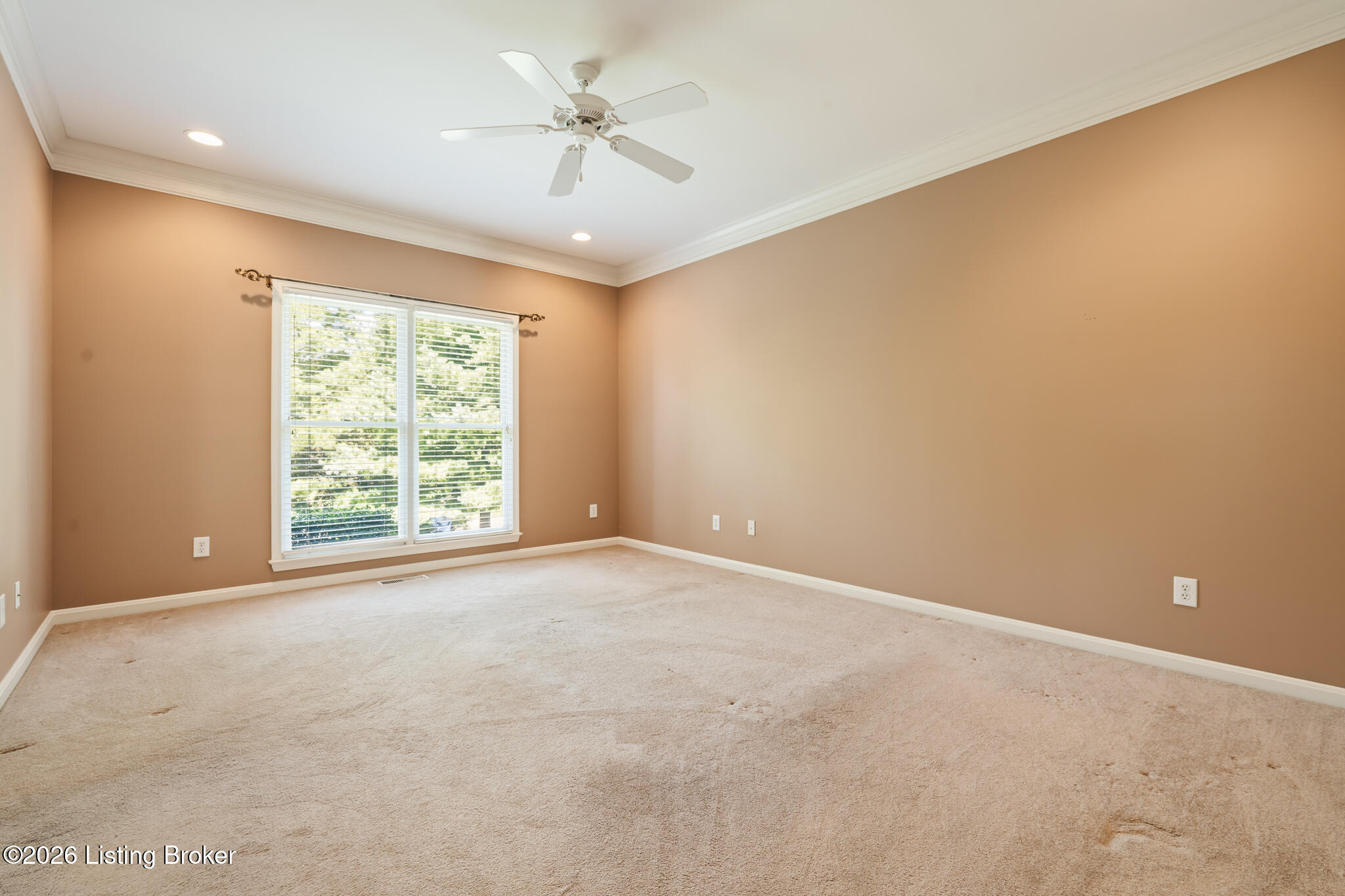 10021 Forest Village Ln