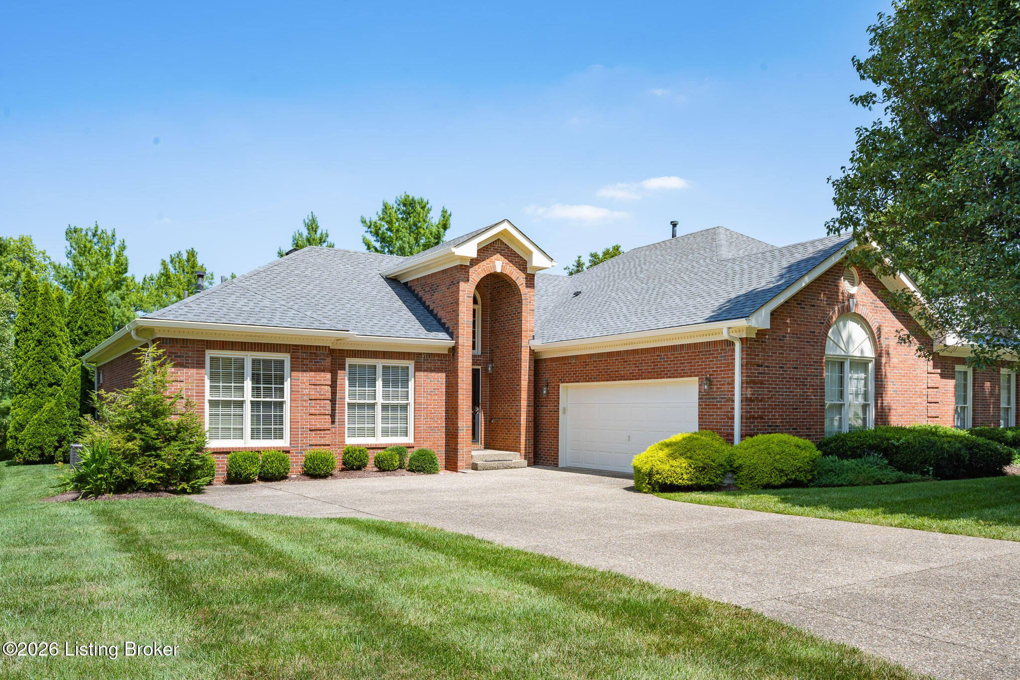 10021 Forest Village Ln