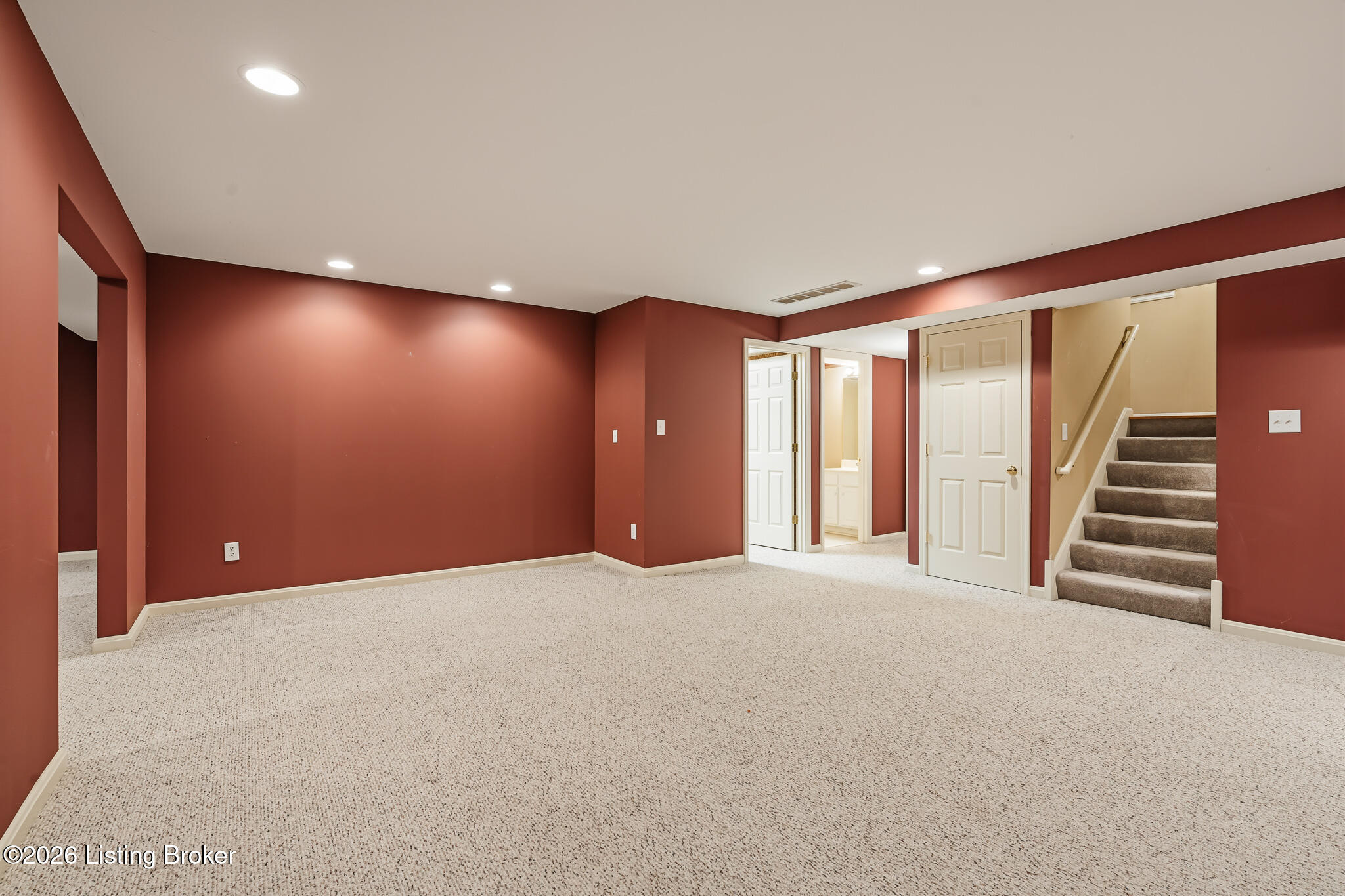 10021 Forest Village Ln