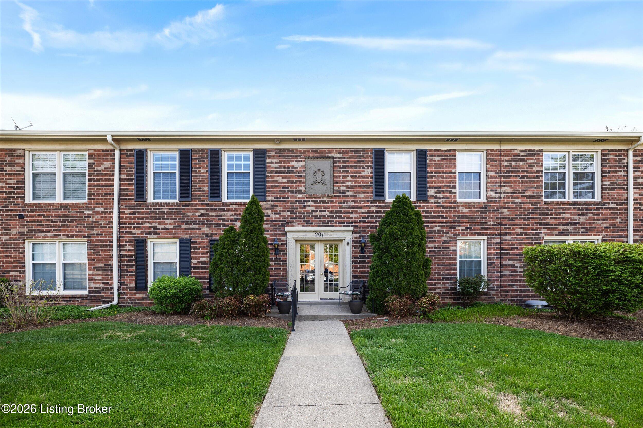 201 Ramsgate Gardens Ct 104