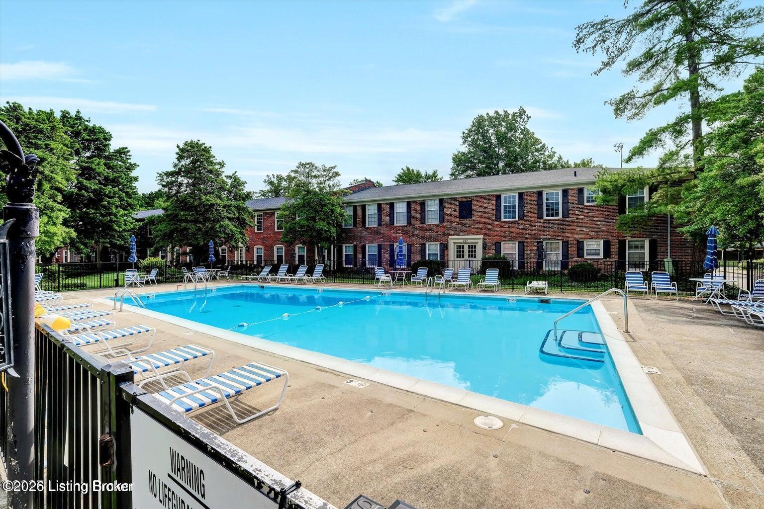 201 Ramsgate Gardens Ct 104