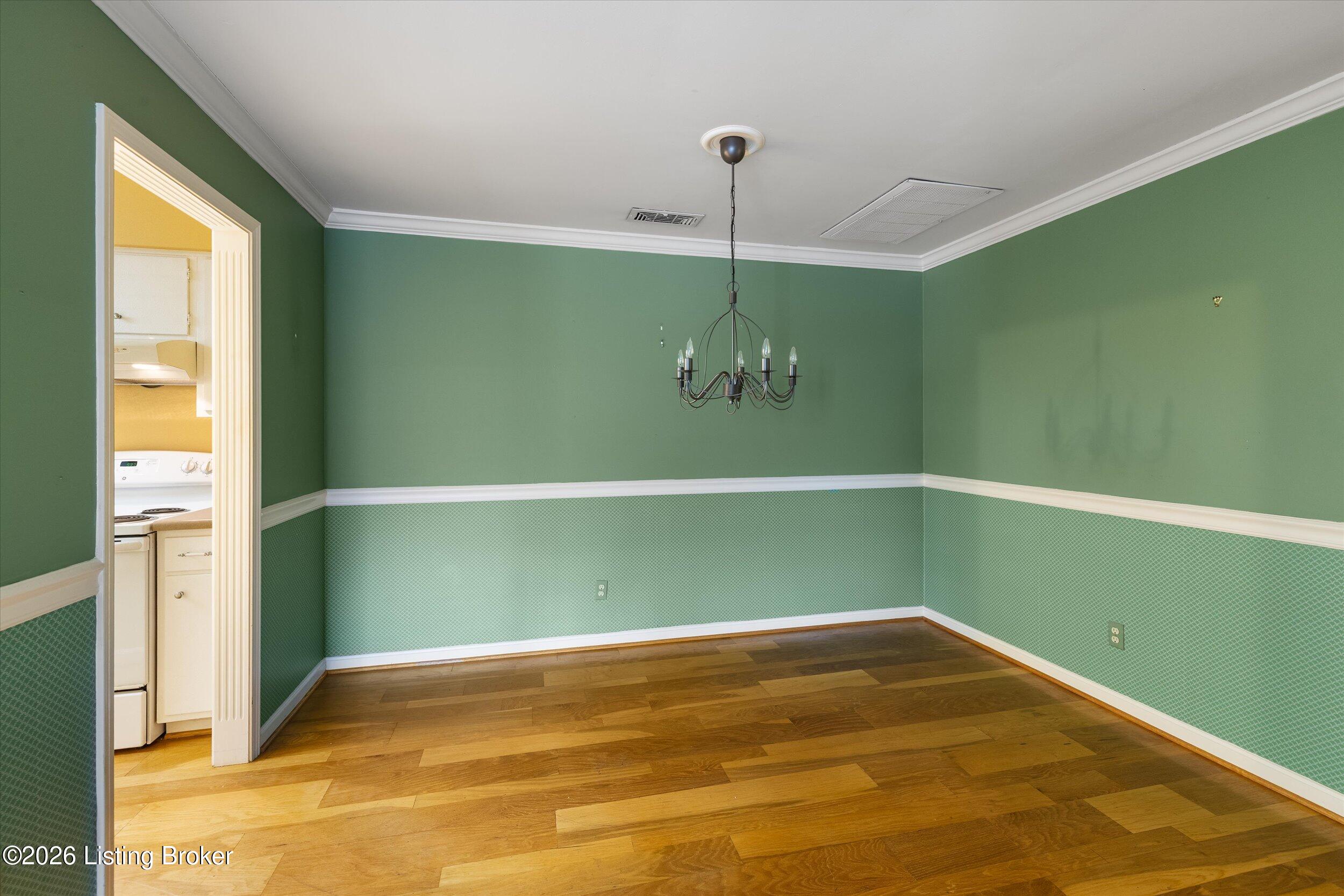 201 Ramsgate Gardens Ct 104