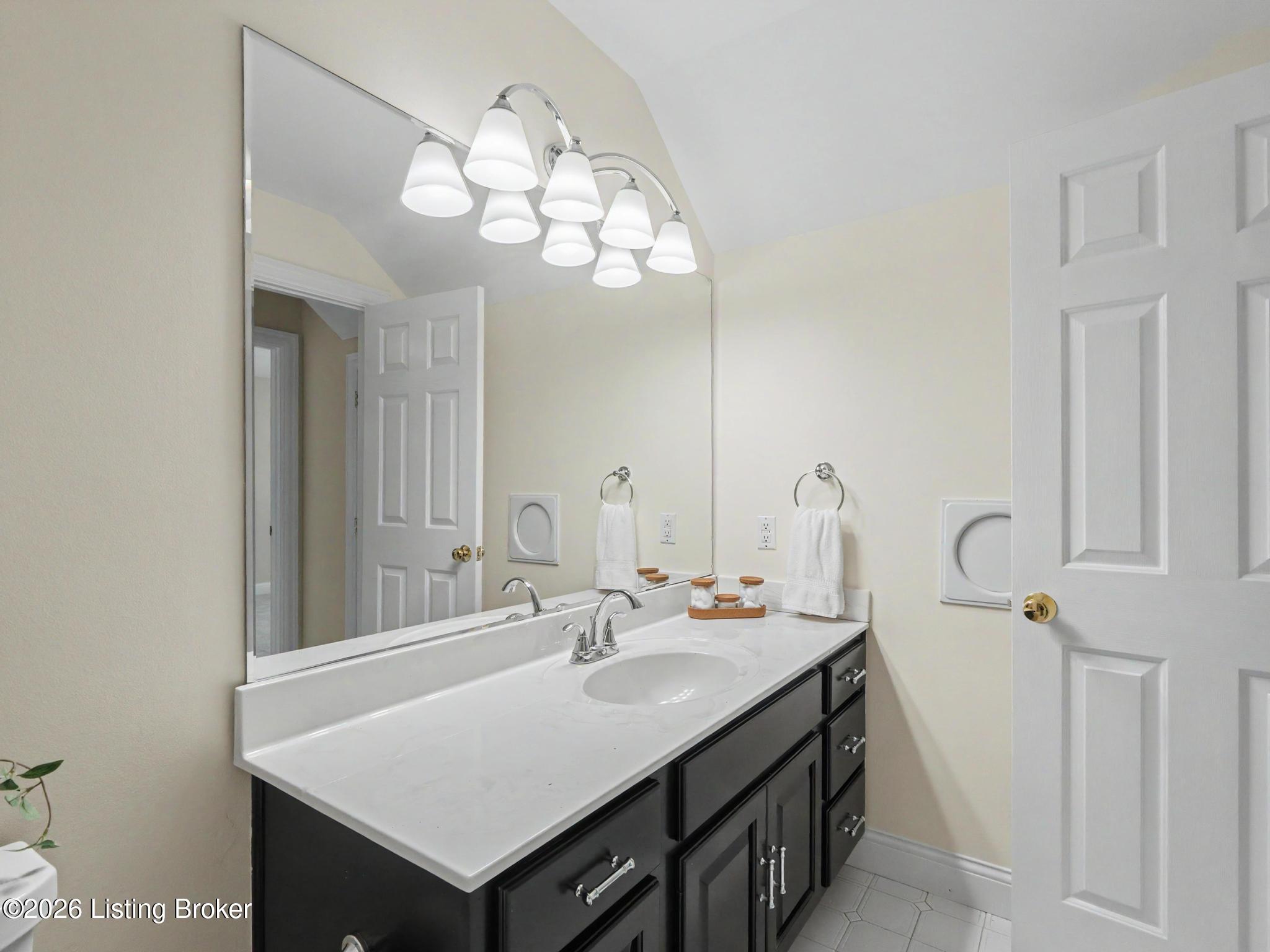 1112 Bentwood Place Ct