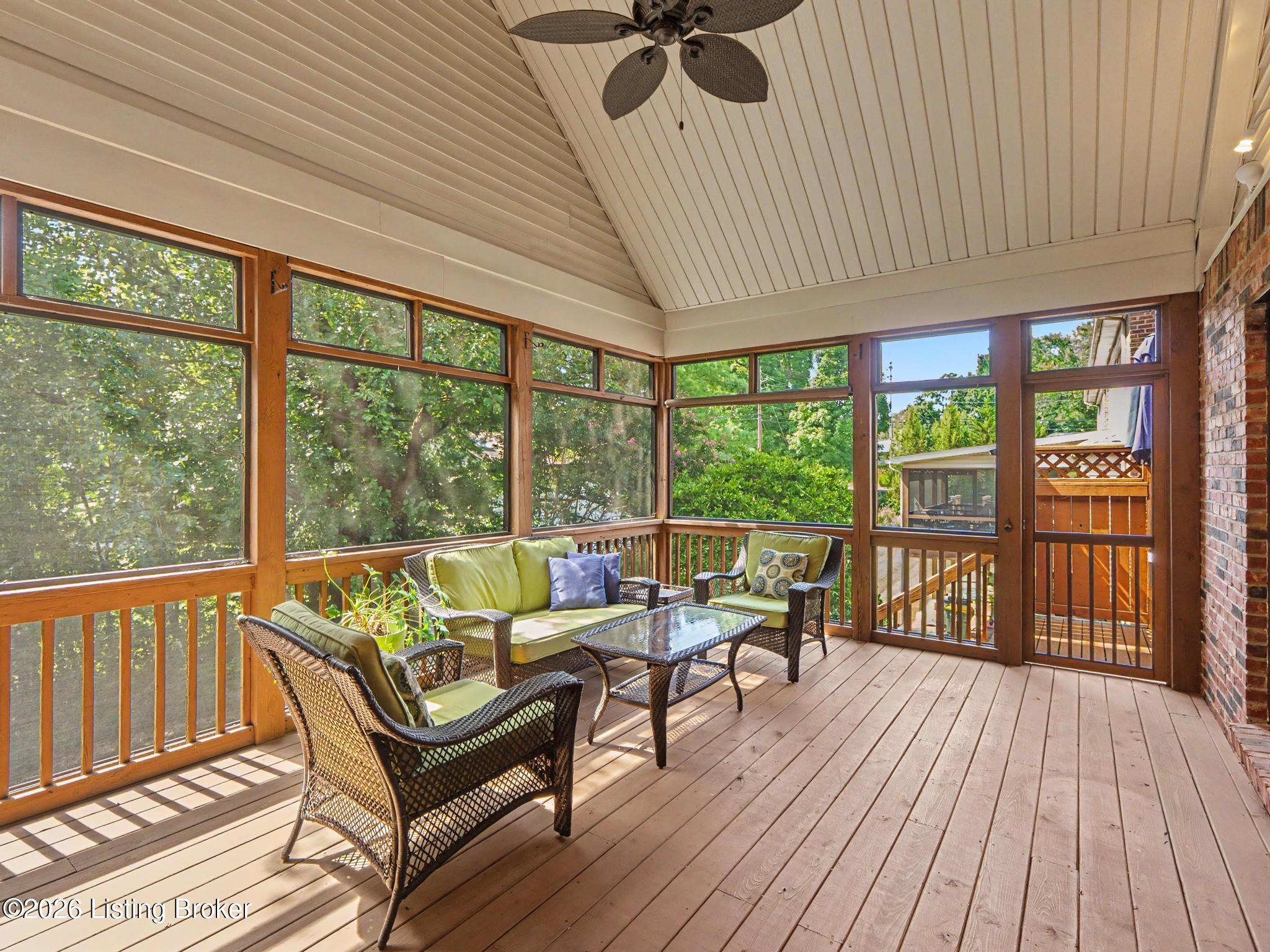 1112 Bentwood Place Ct