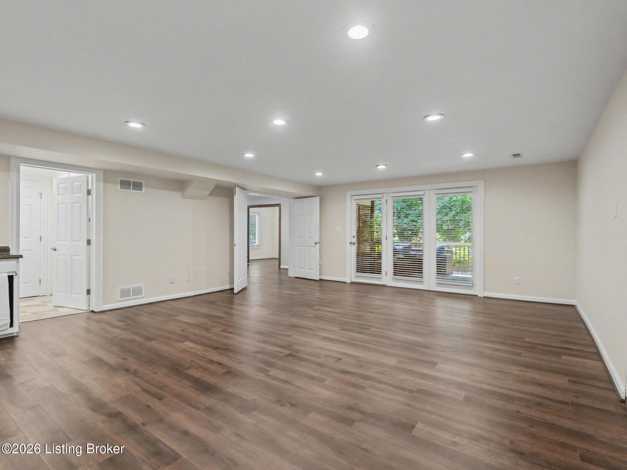 1112 Bentwood Place Ct