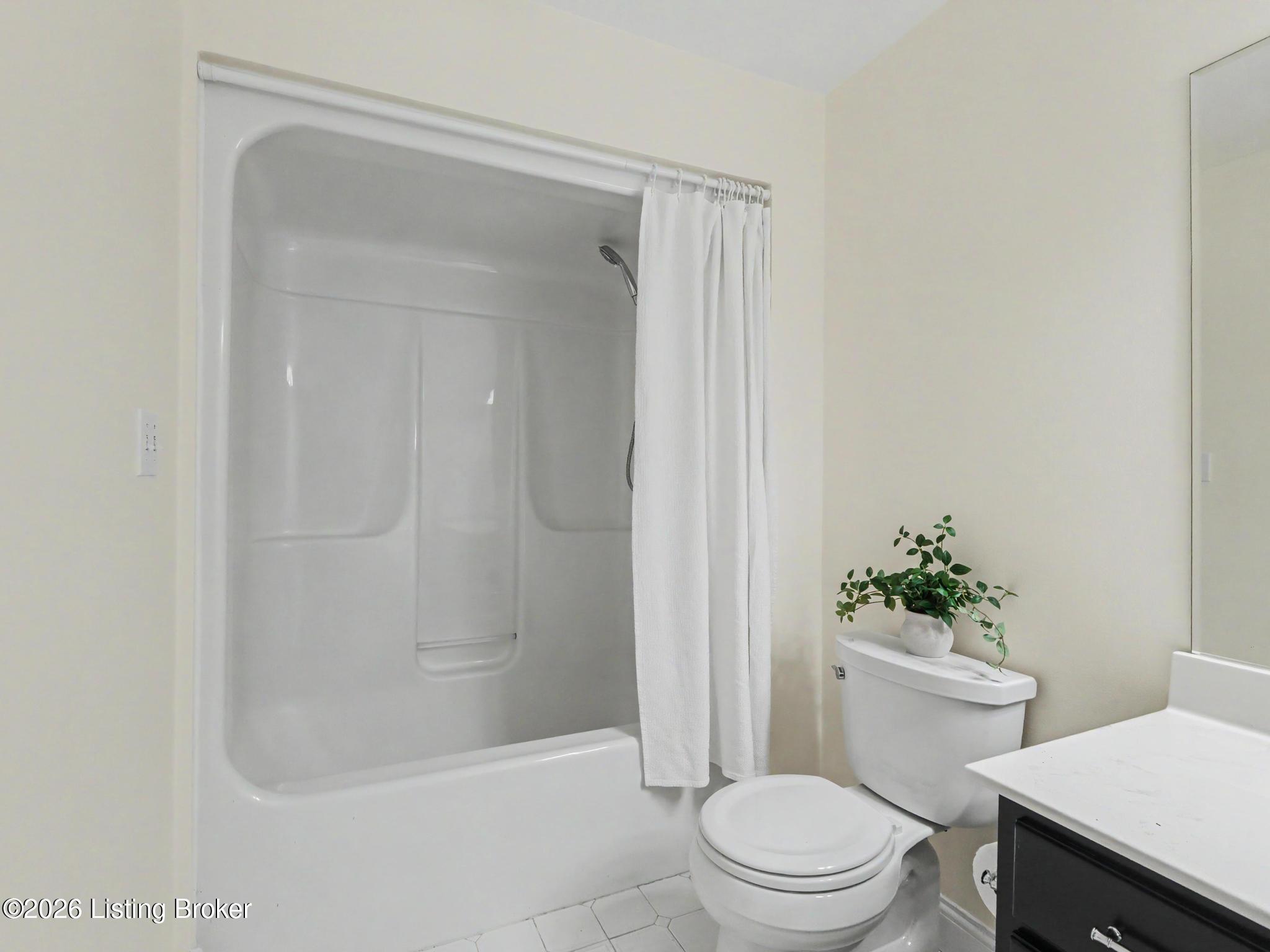 1112 Bentwood Place Ct