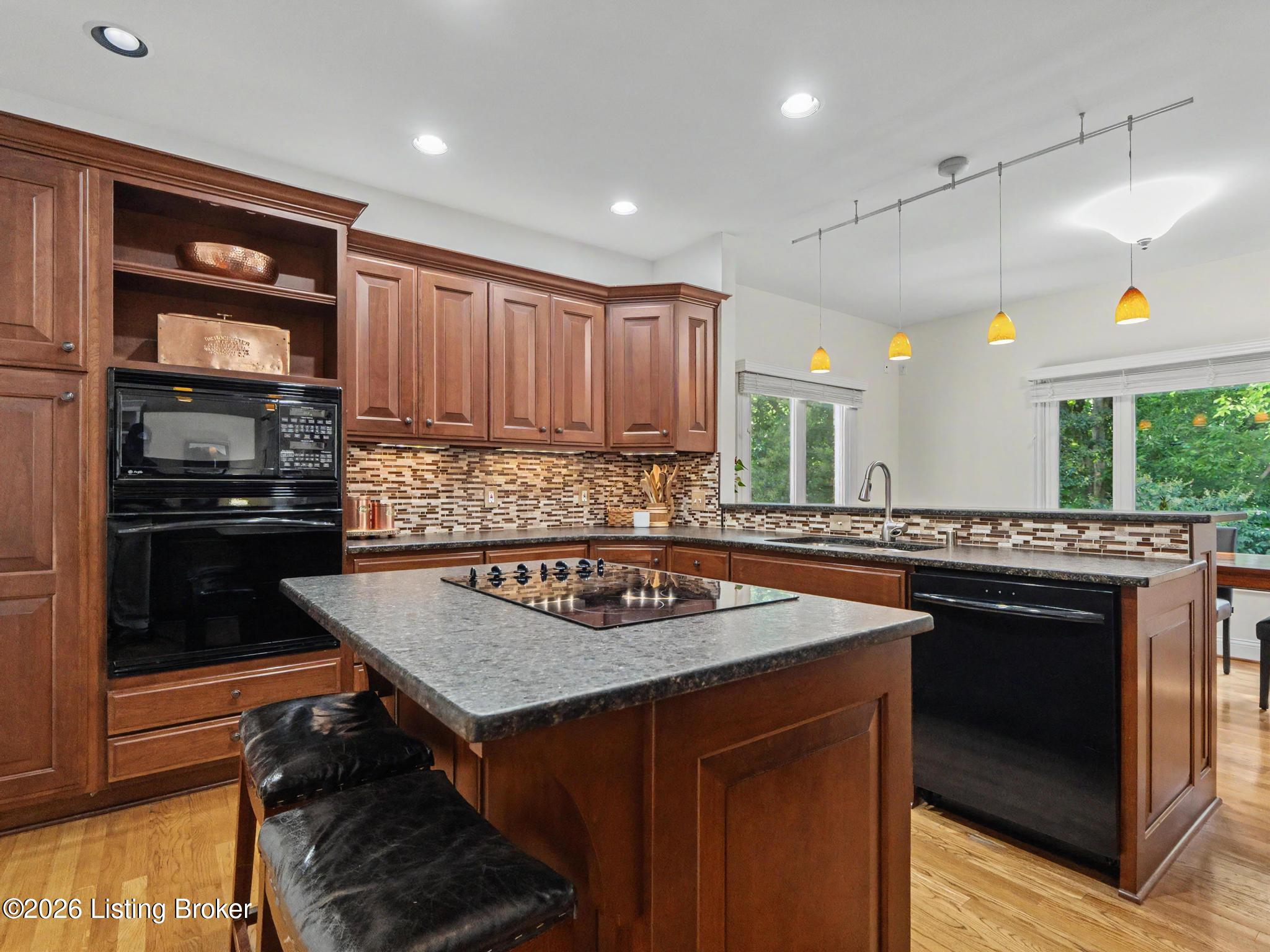 1112 Bentwood Place Ct