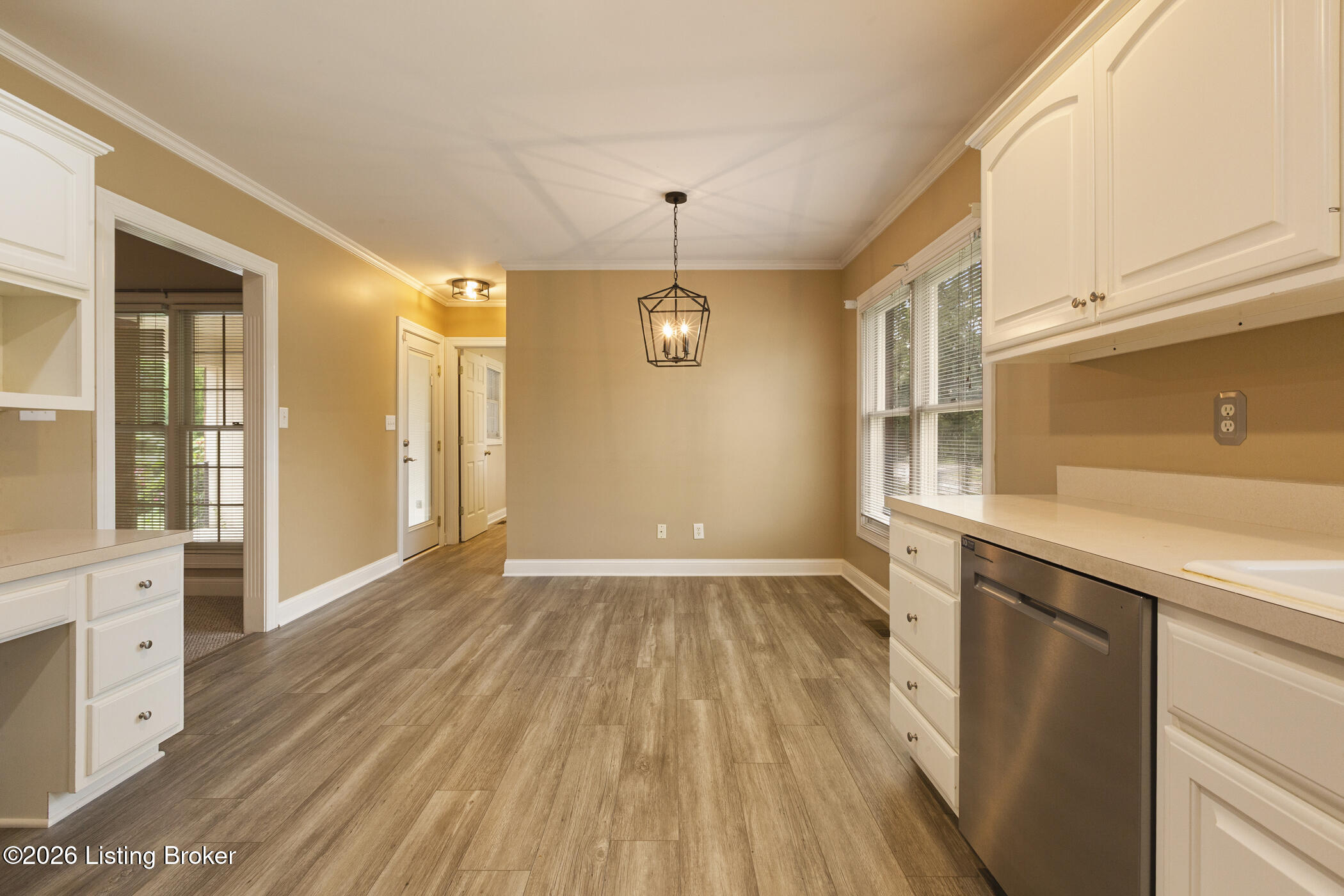 3916 Rock Bay Dr