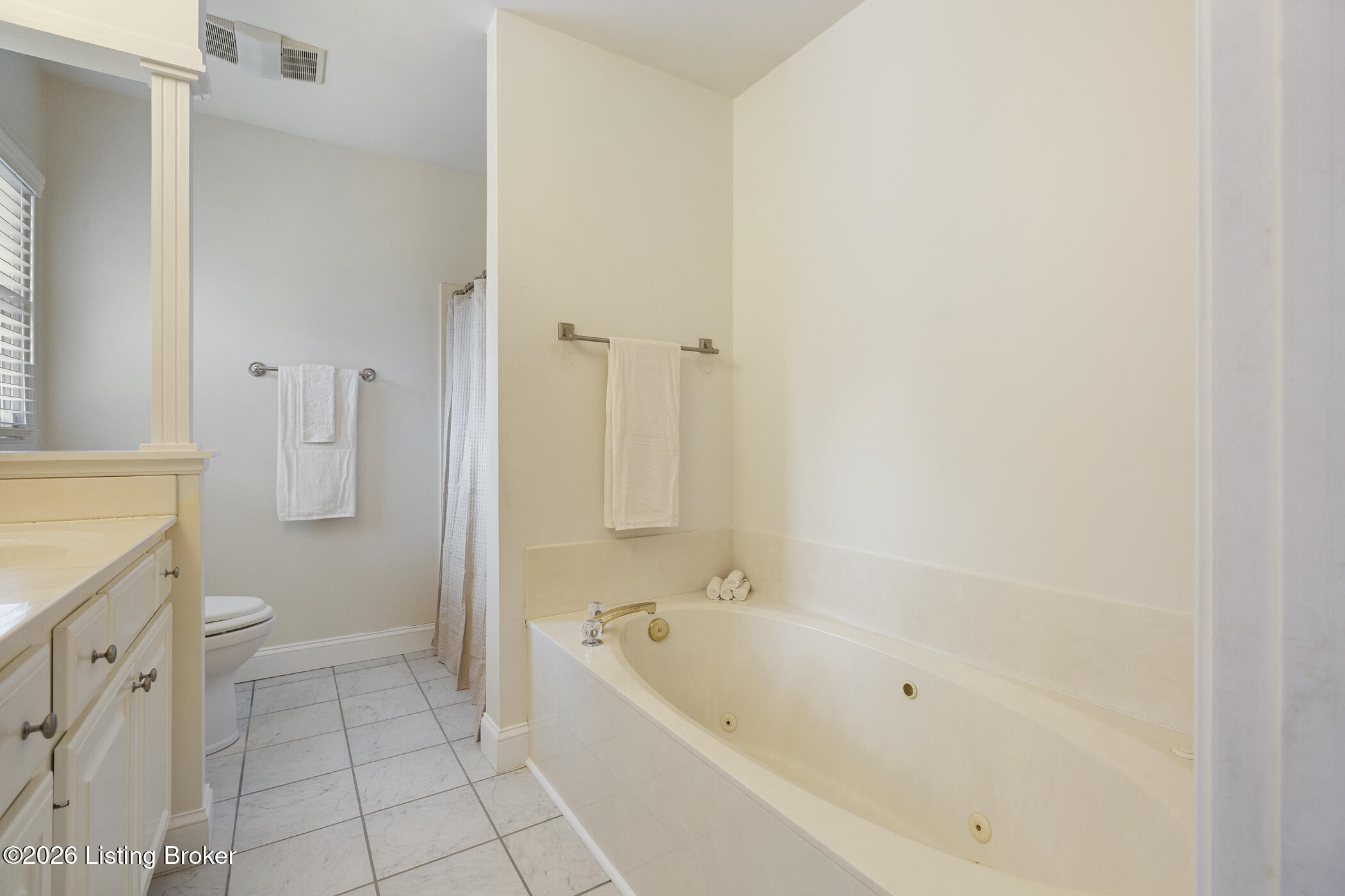 3916 Rock Bay Dr