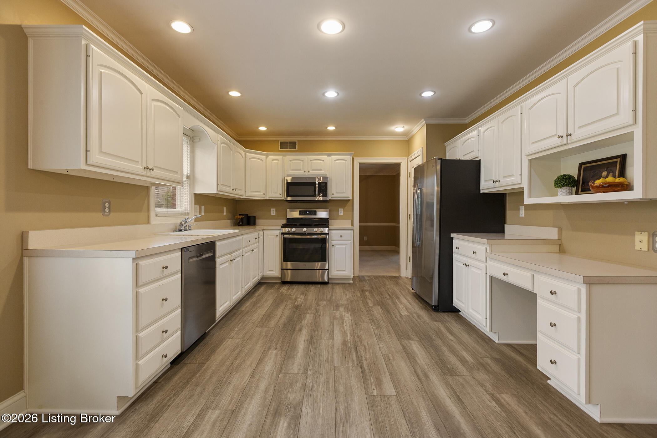 3916 Rock Bay Dr