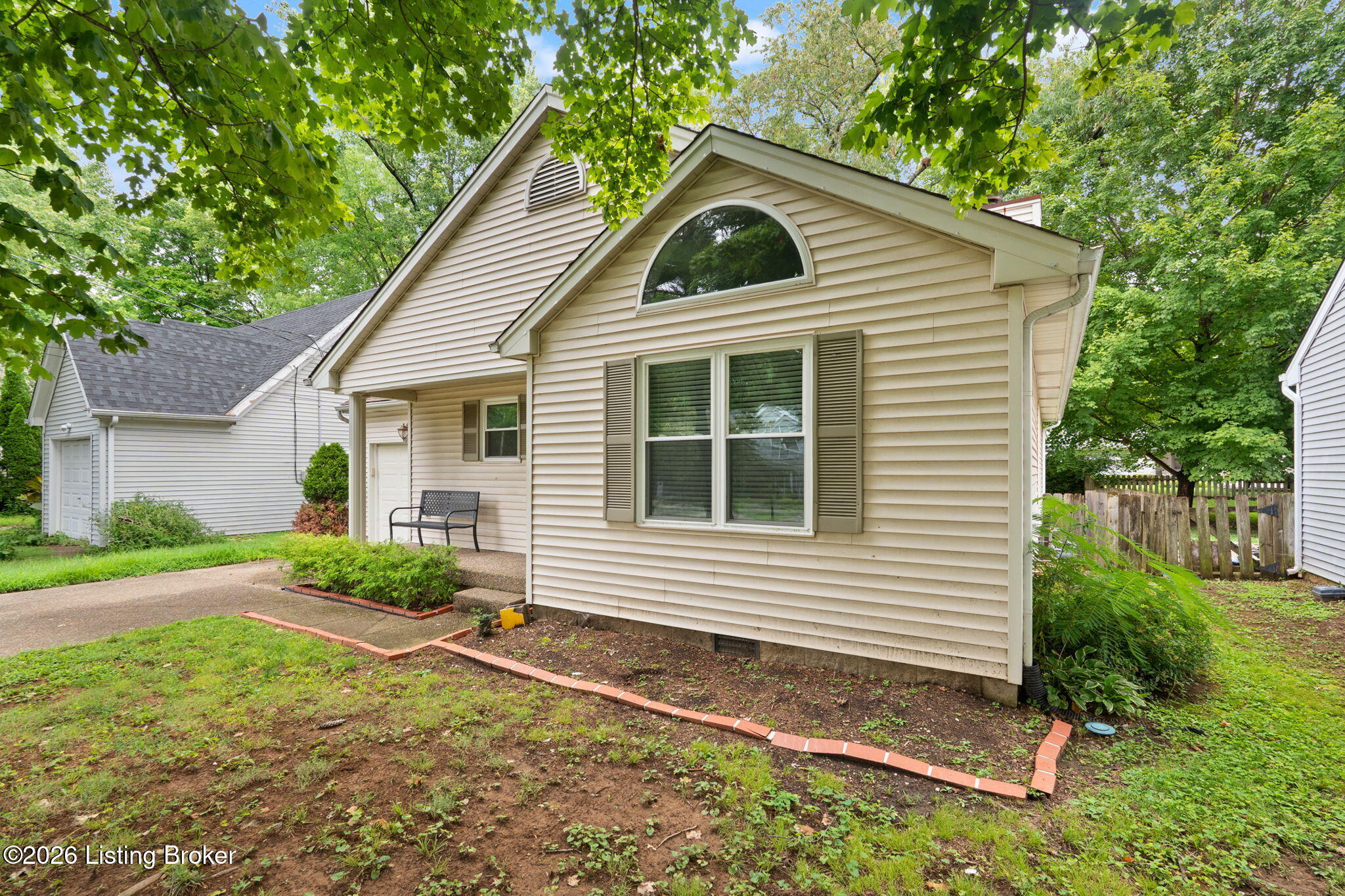 609 Fenley Ave