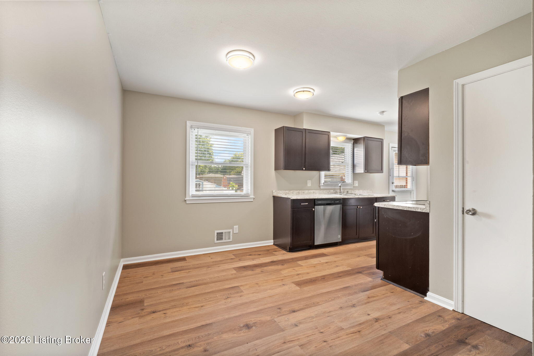 7106 Sunny Vale Way