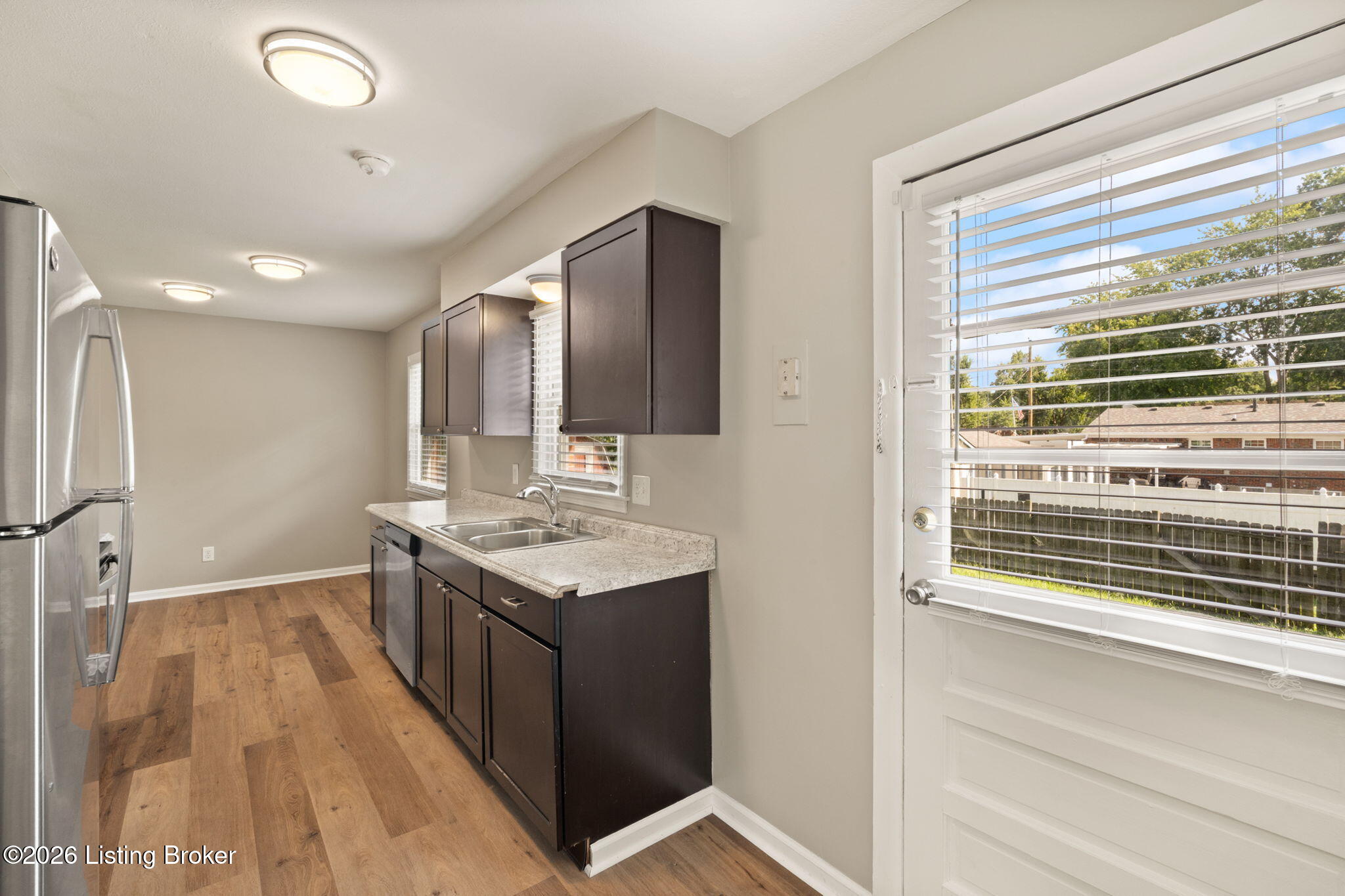 7106 Sunny Vale Way