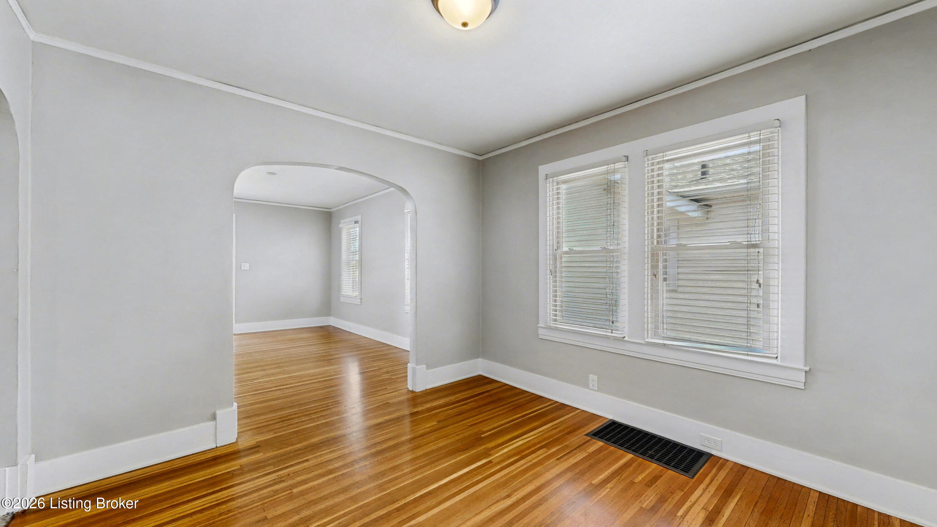 1104 Barret Ave