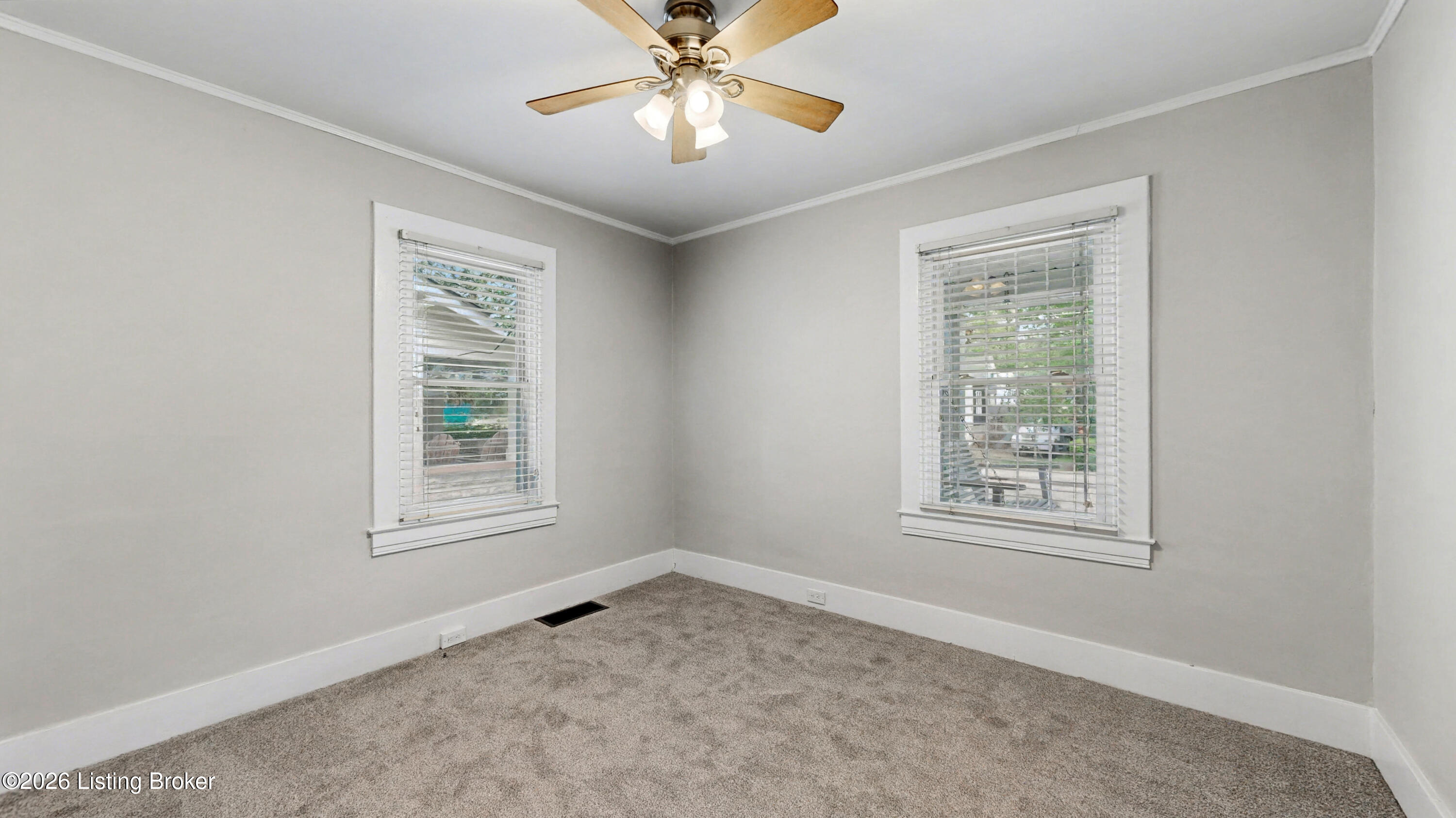 1104 Barret Ave