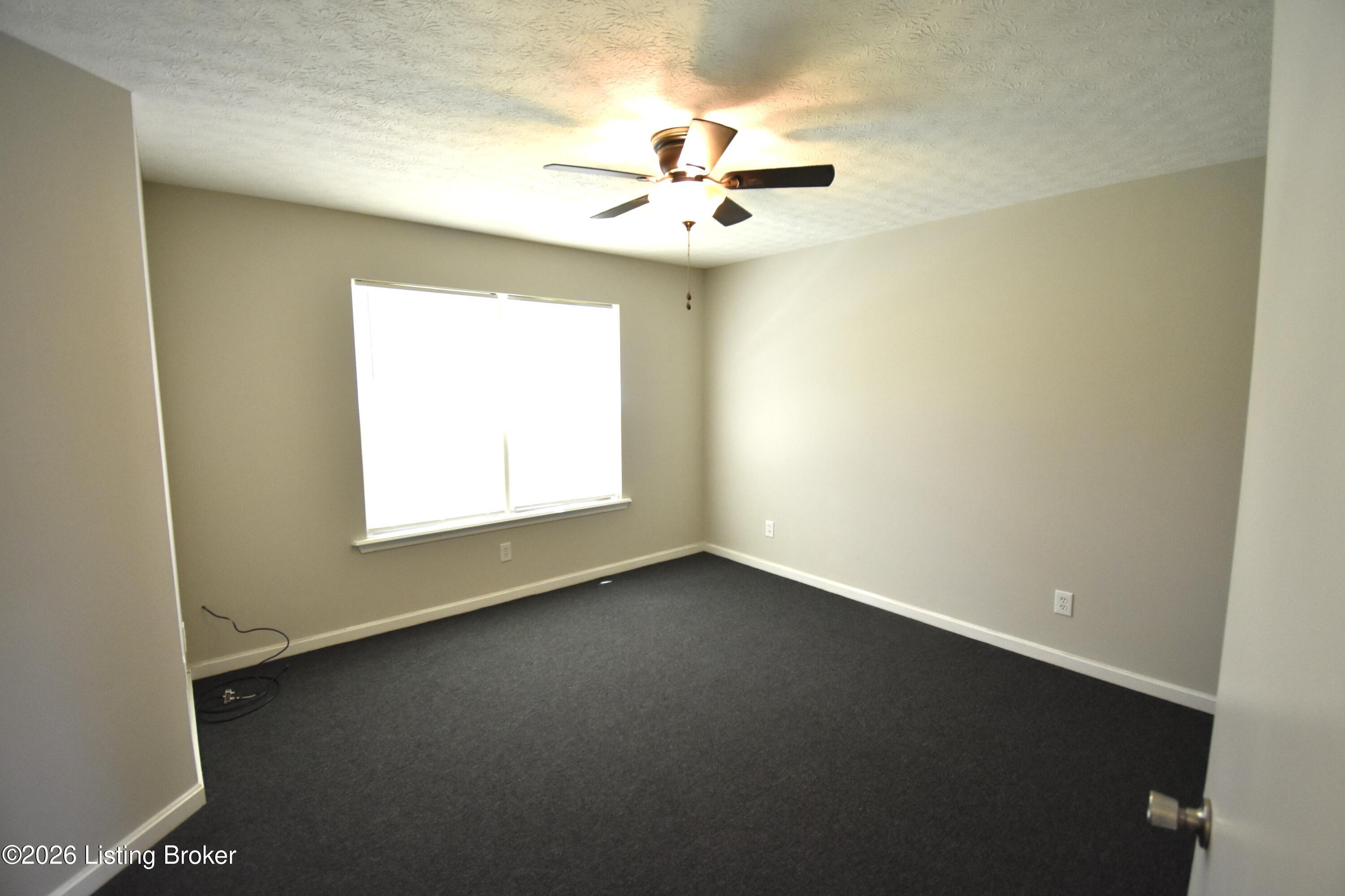4304 Willowview Blvd