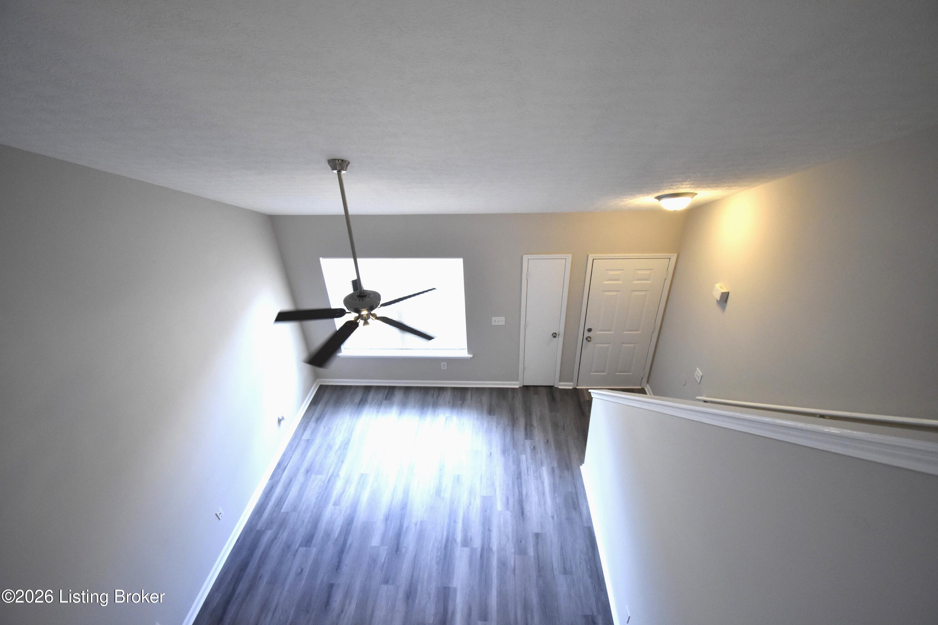 4304 Willowview Blvd