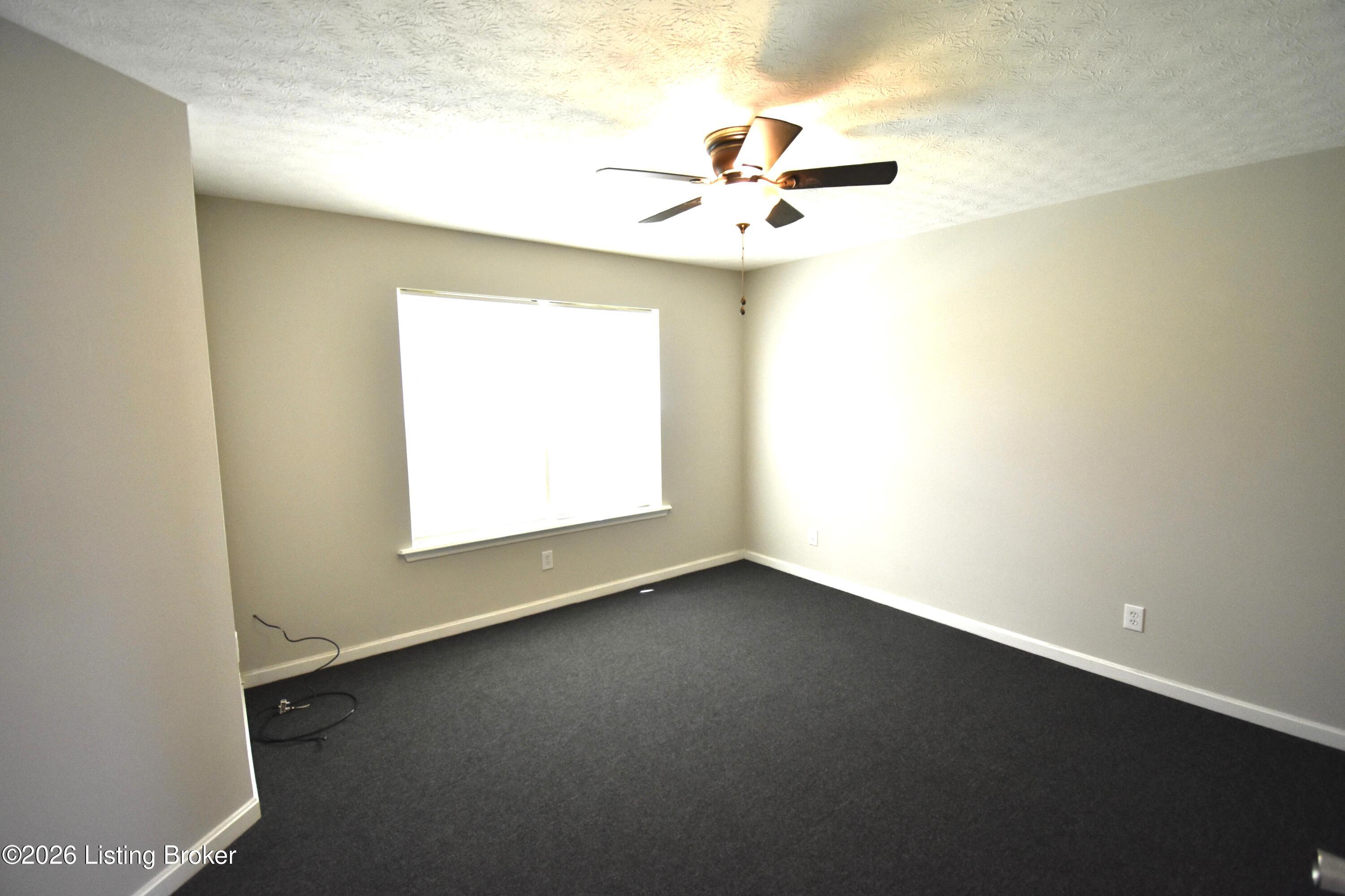 4304 Willowview Blvd