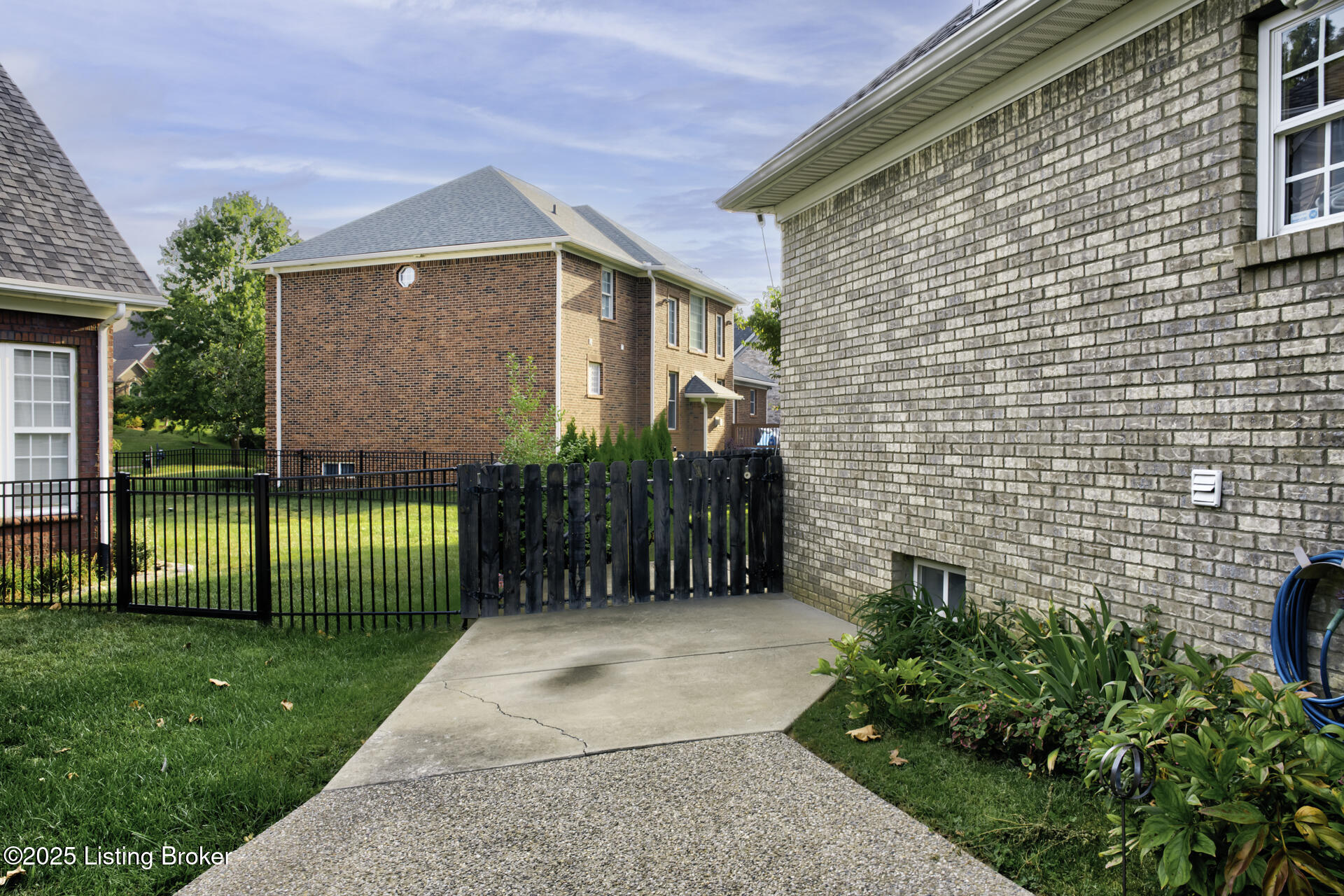 4237 Pleasant Glen Dr