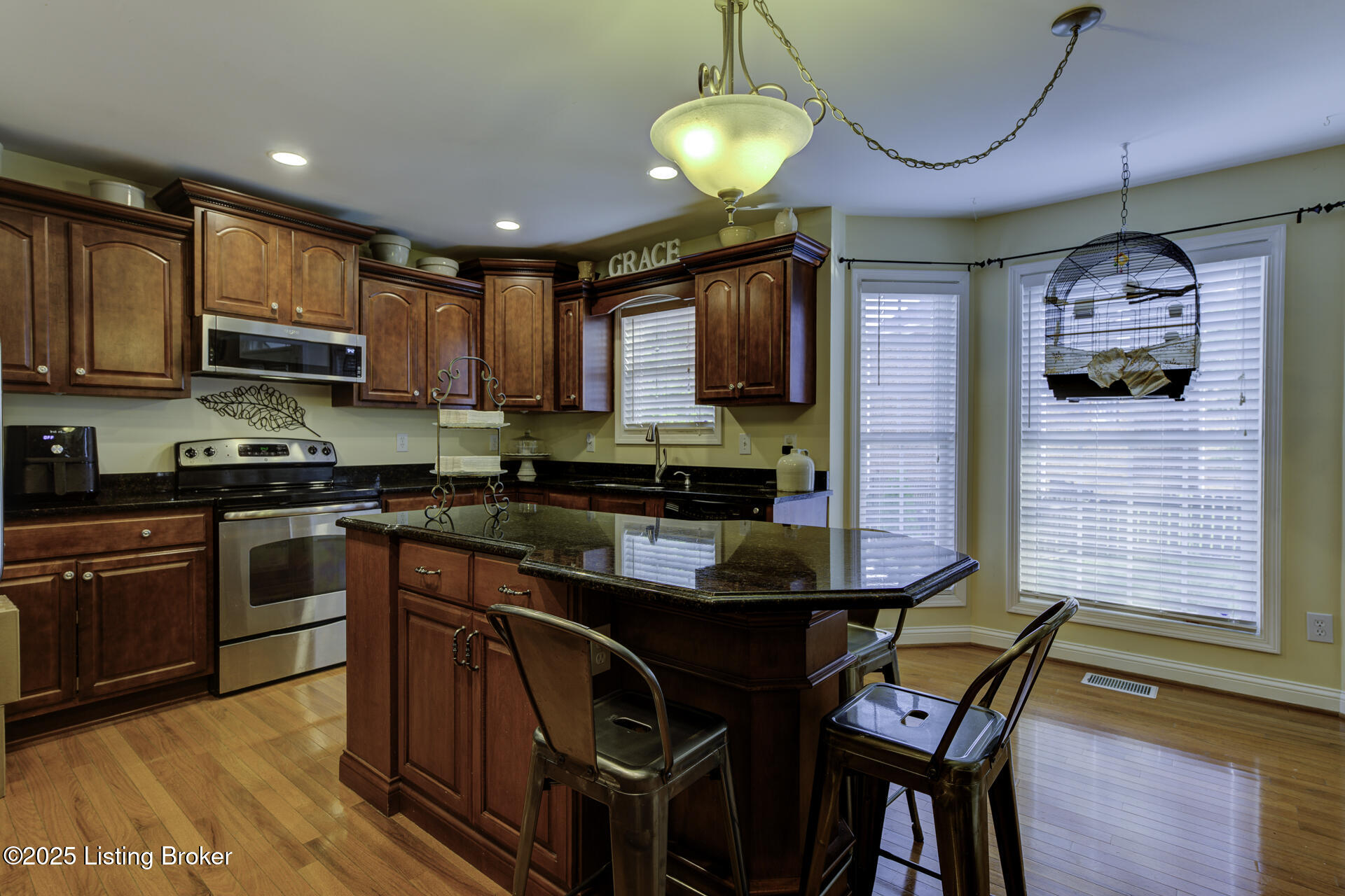 4237 Pleasant Glen Dr