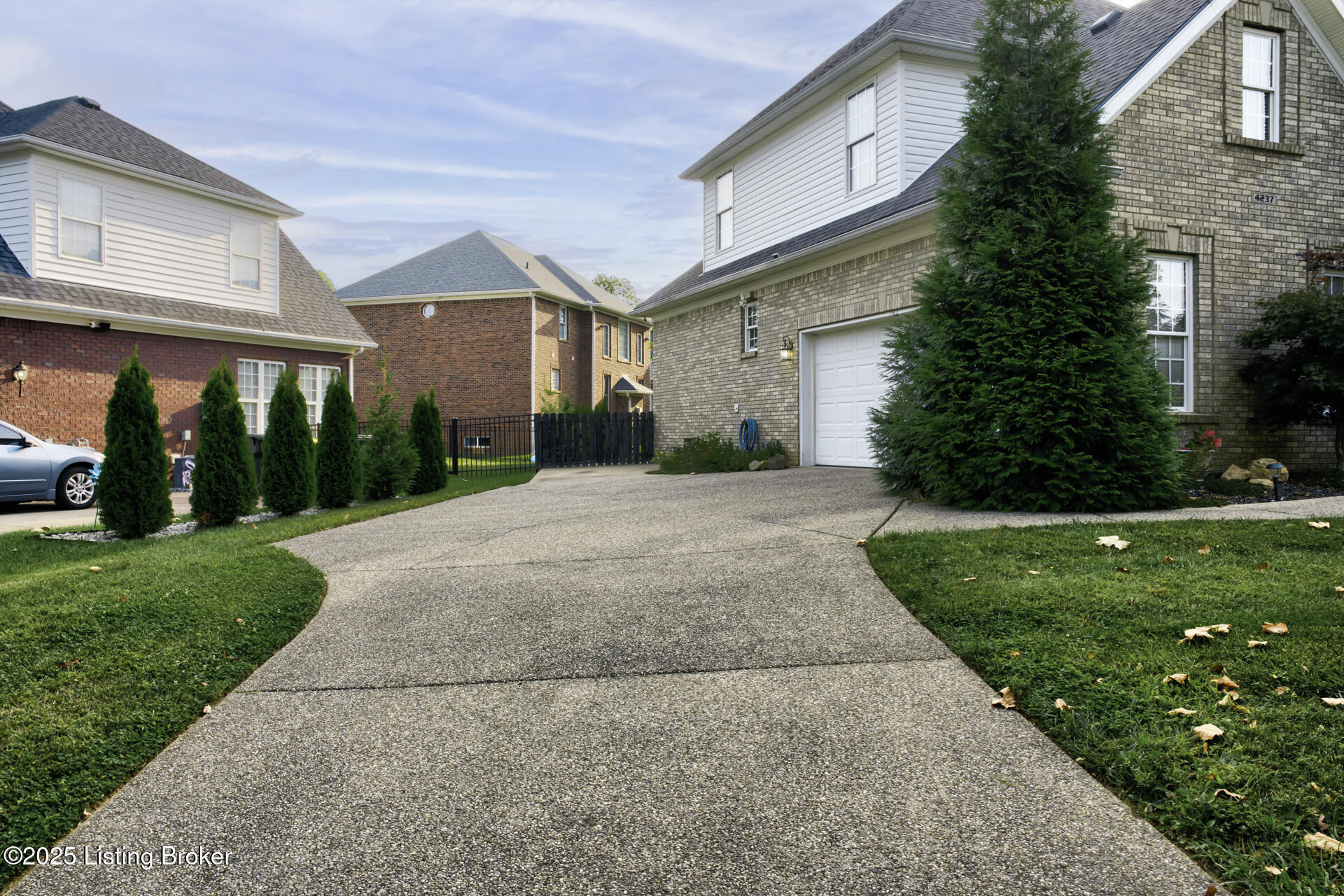 4237 Pleasant Glen Dr