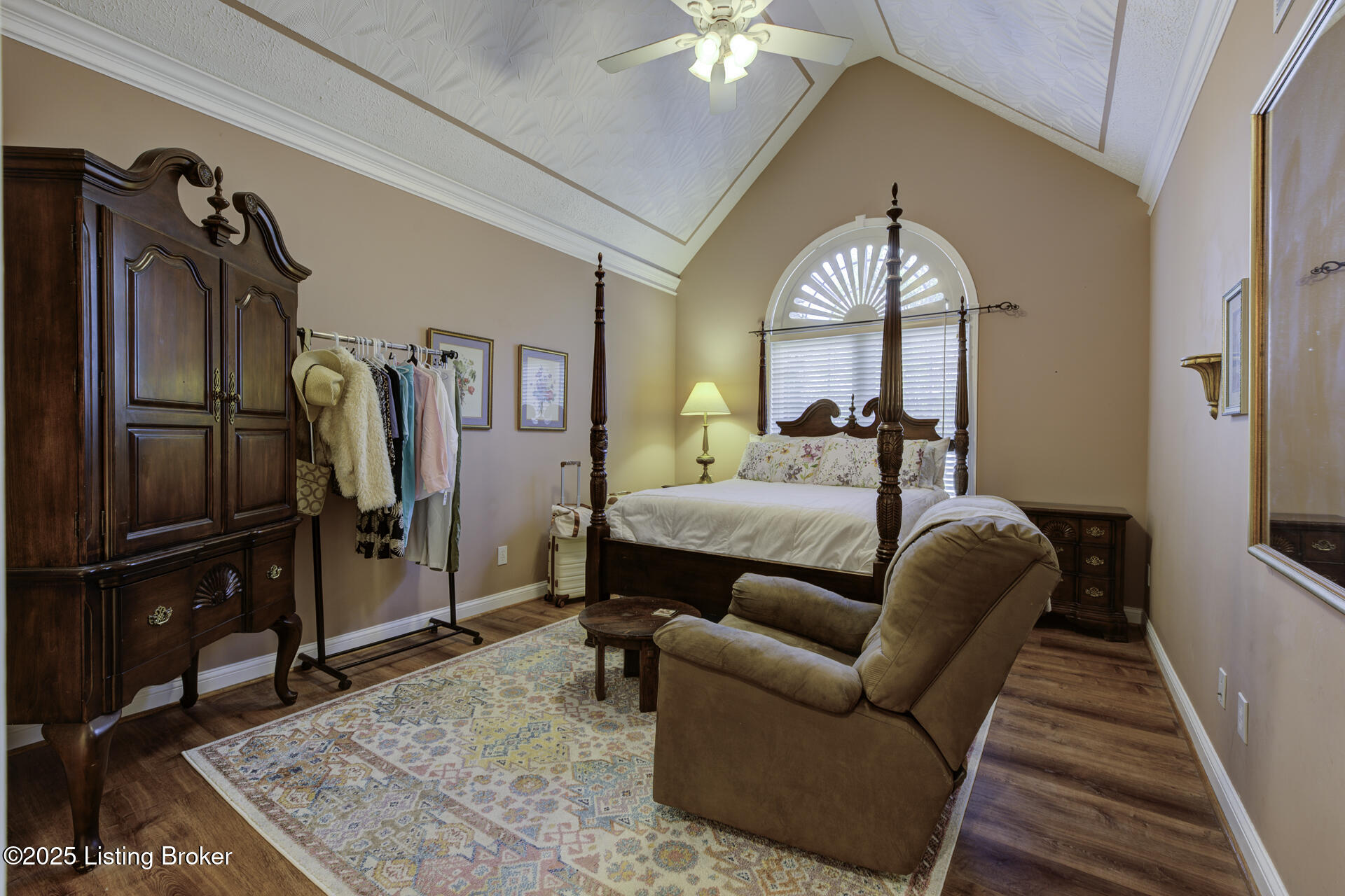 4237 Pleasant Glen Dr