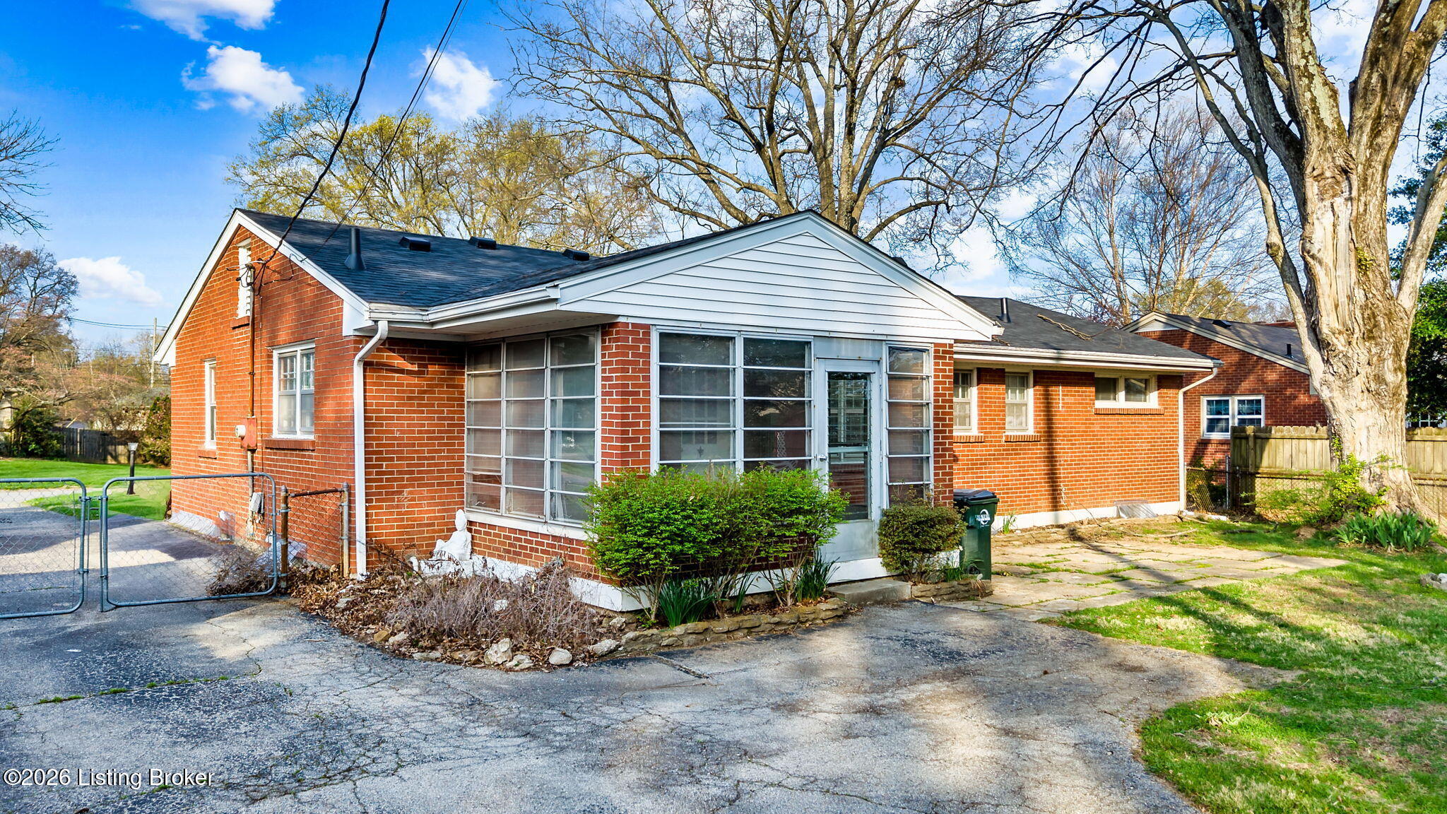 4304 Statton Rd