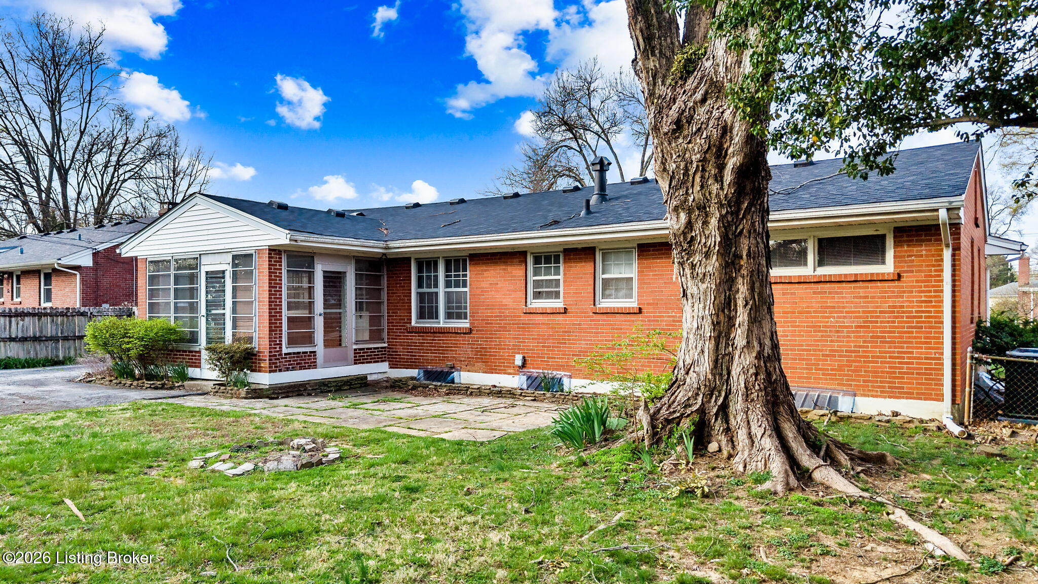 4304 Statton Rd