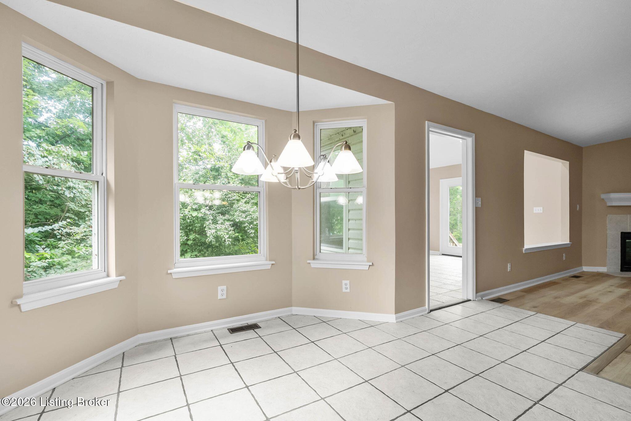 1601 Spinner Pl