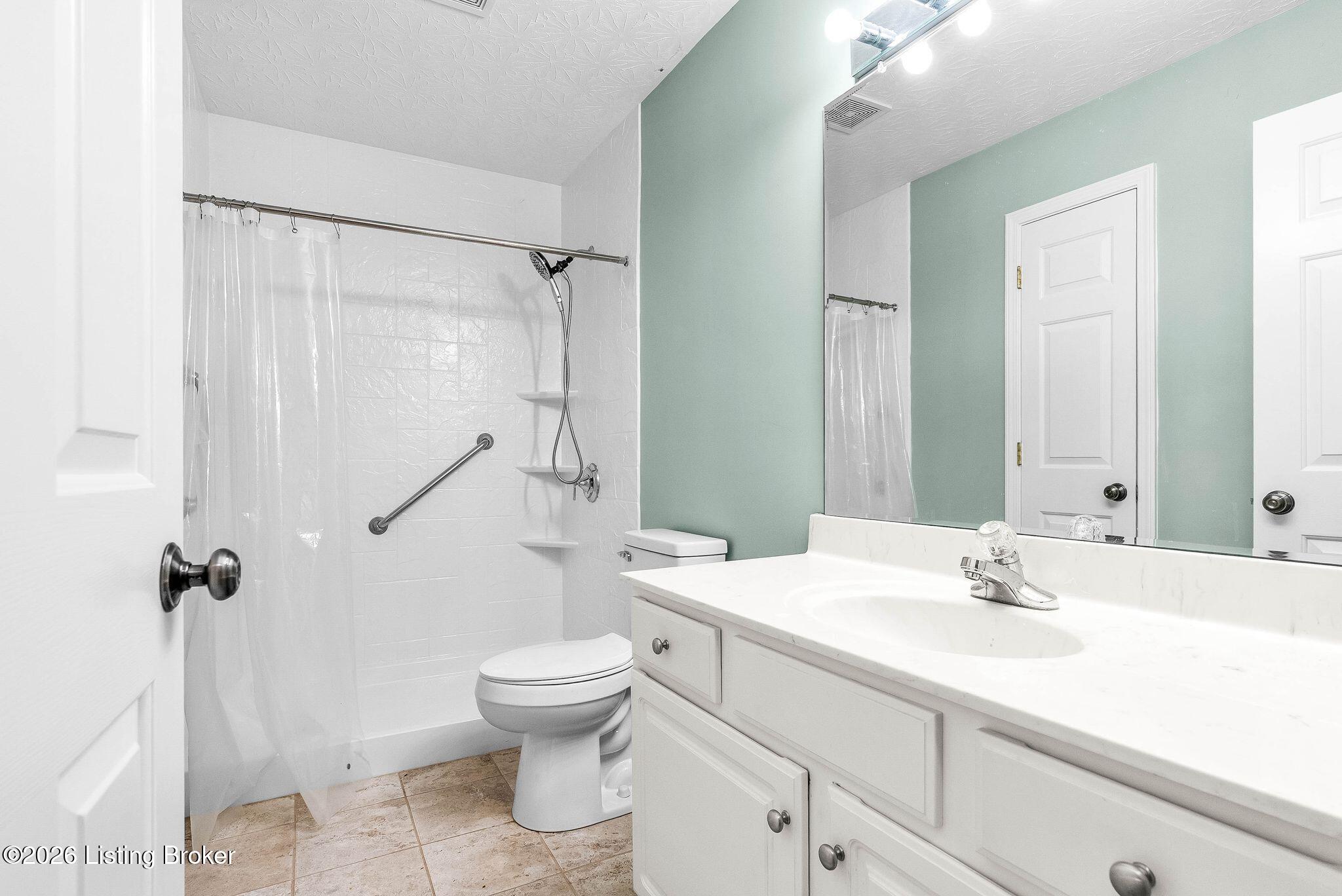 1601 Spinner Pl