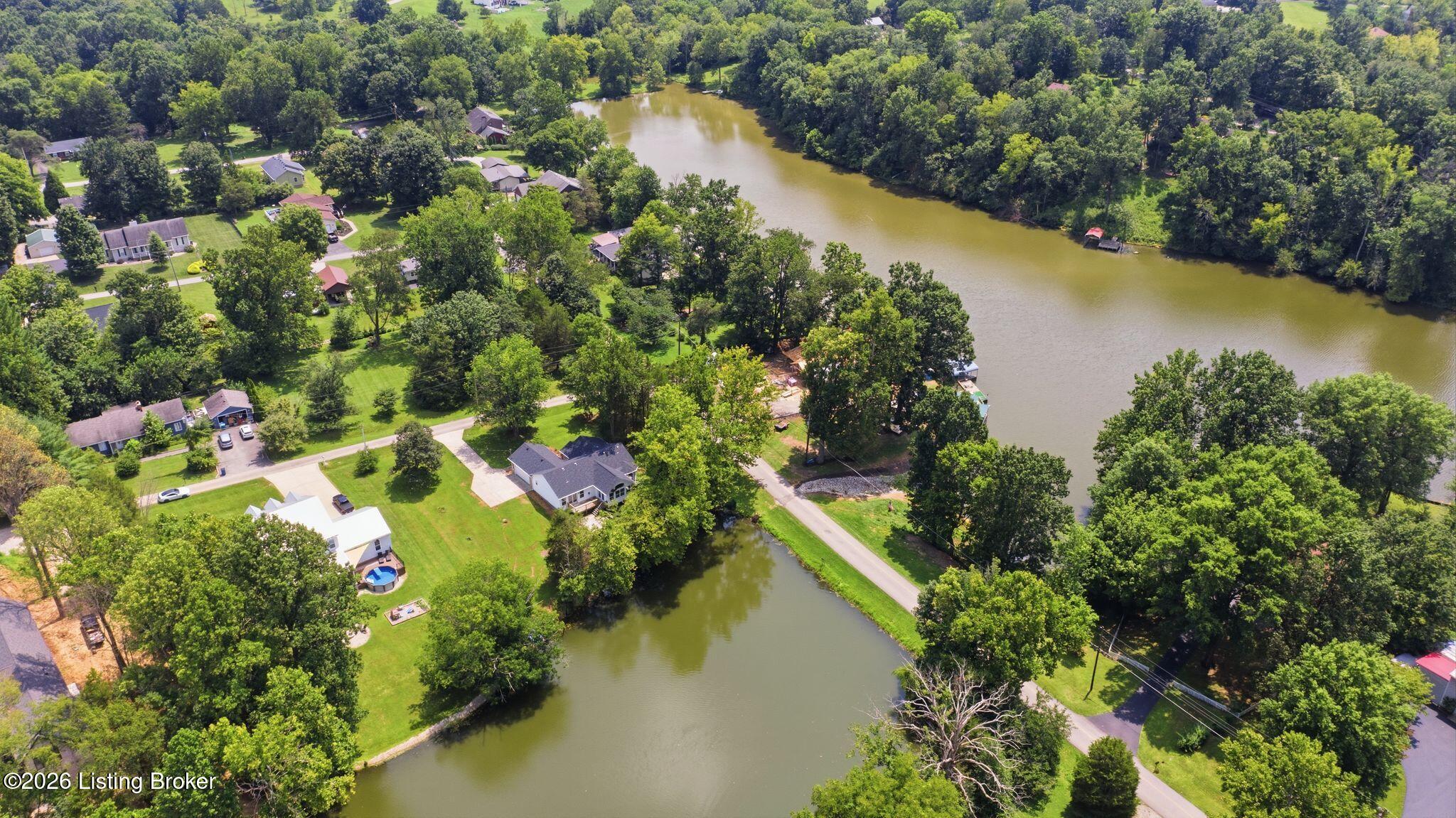 1601 Spinner Pl