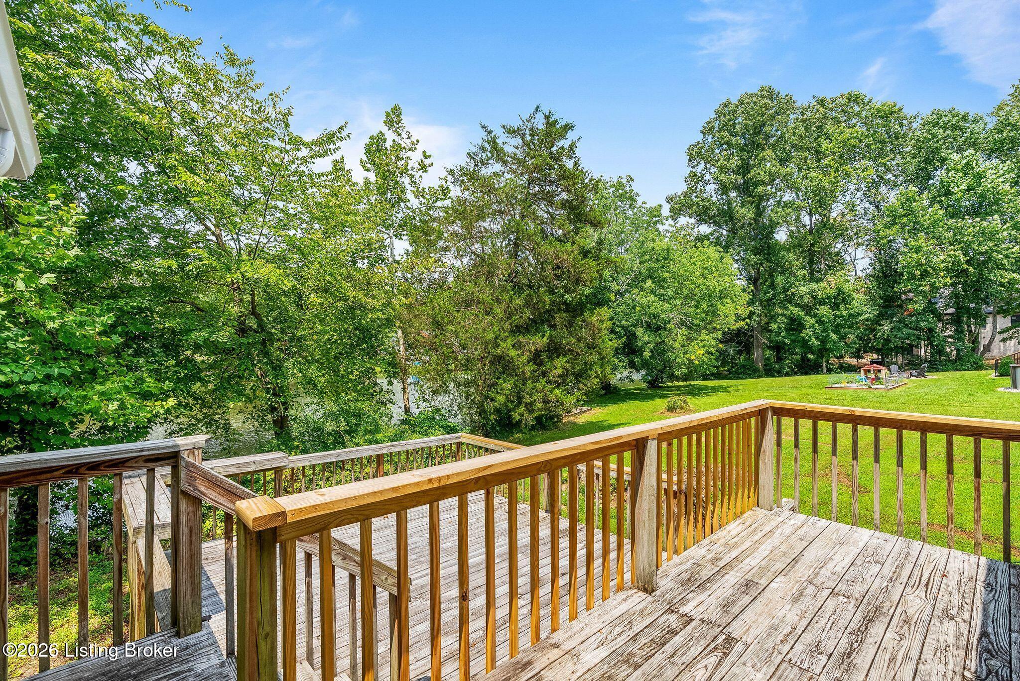 1601 Spinner Pl