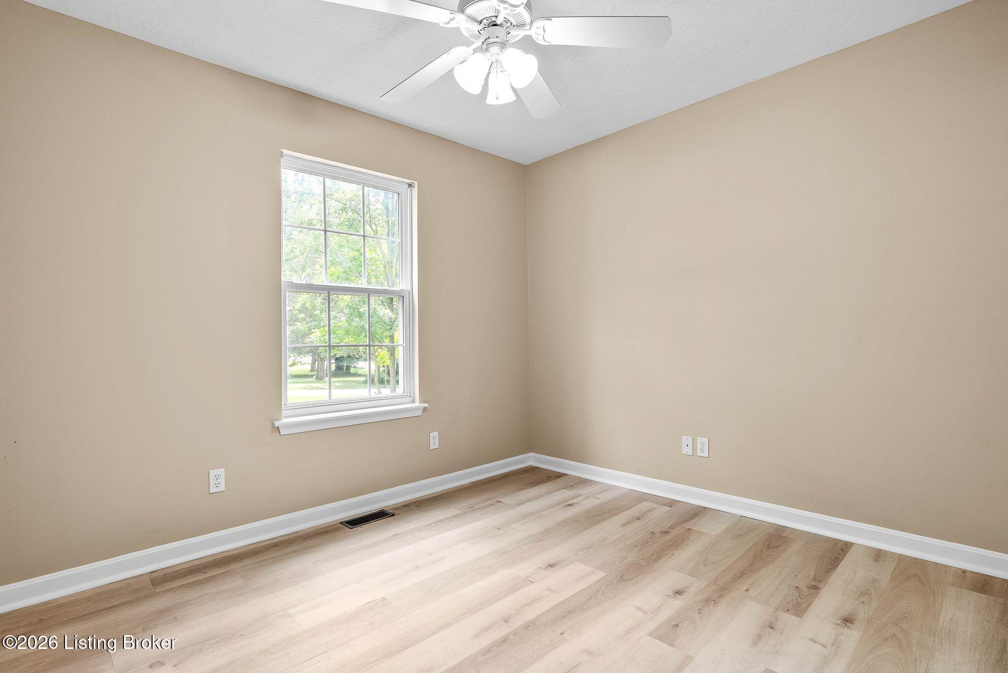 1601 Spinner Pl