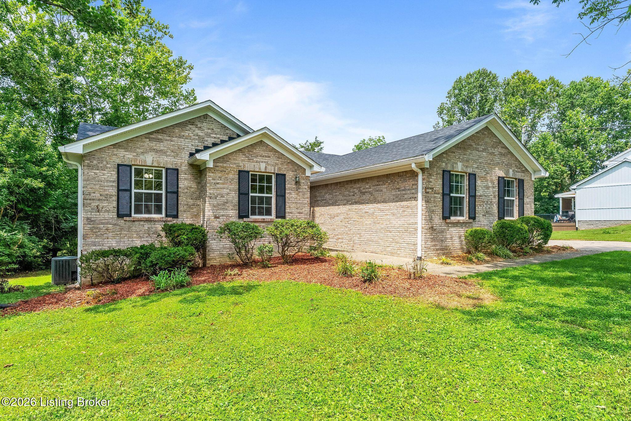 1601 Spinner Pl