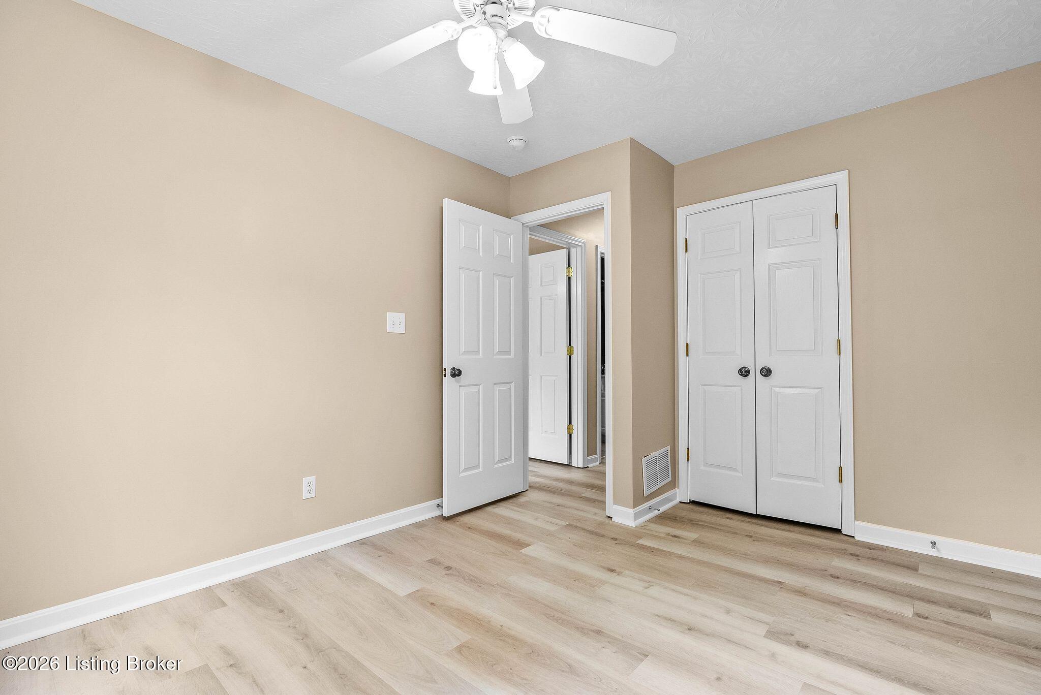 1601 Spinner Pl