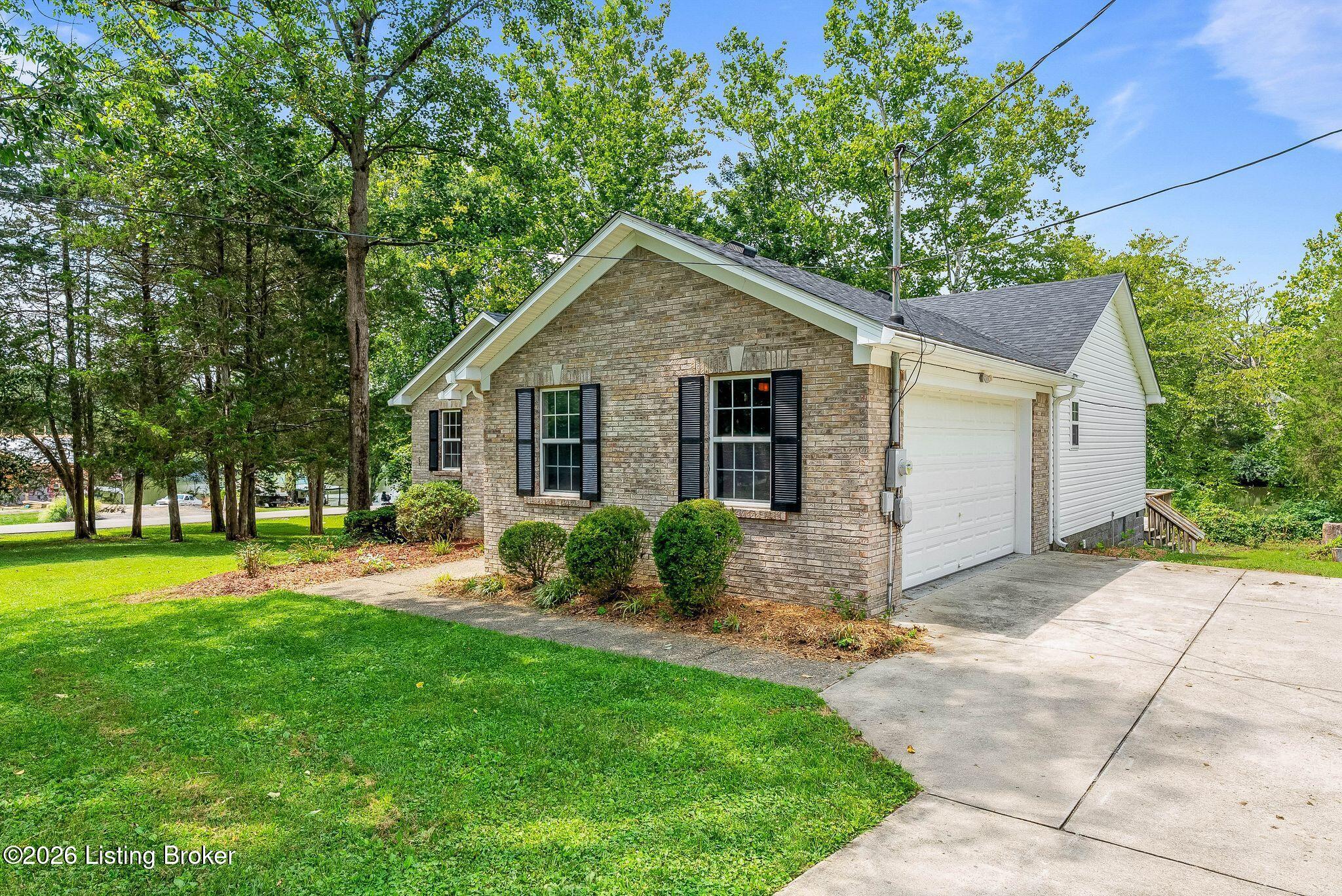 1601 Spinner Pl