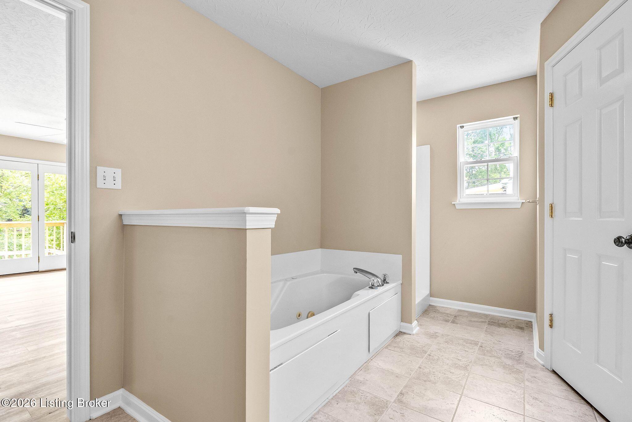 1601 Spinner Pl
