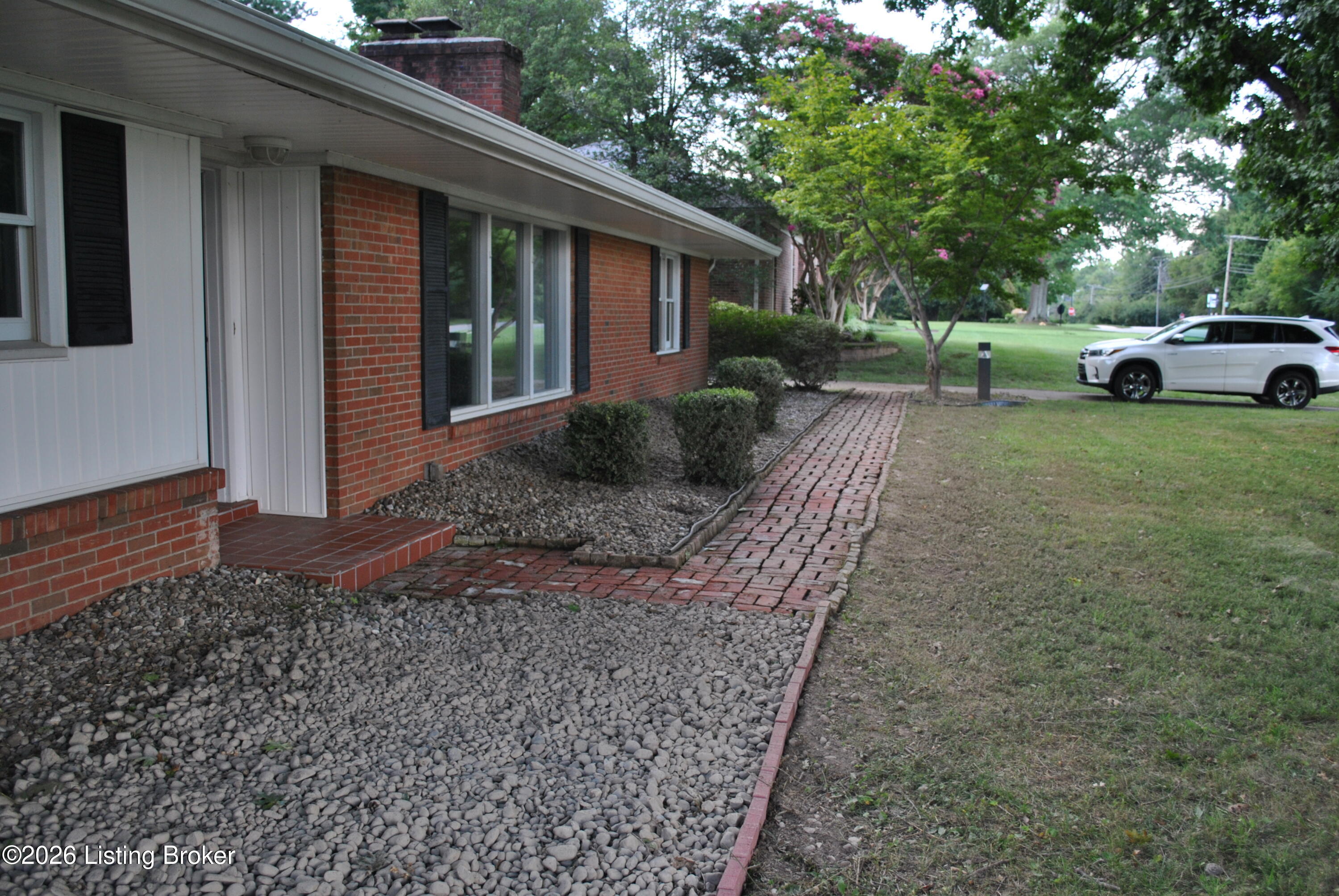 2706 Lime Kiln Ln
