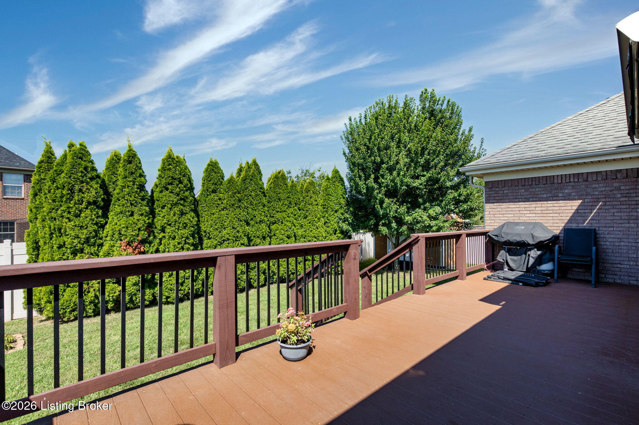 168 Maplewood Dr