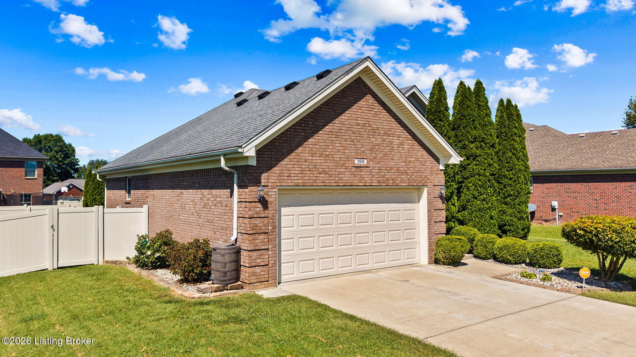 168 Maplewood Dr