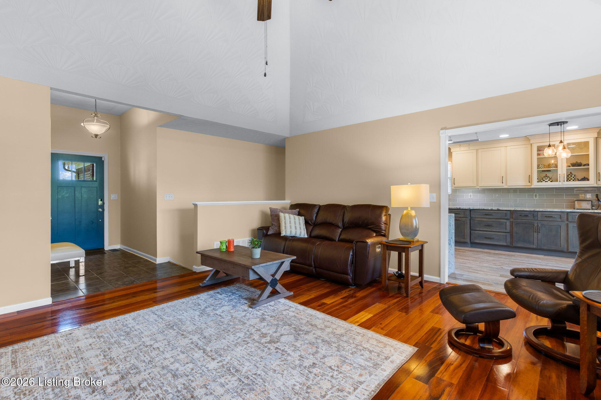 168 Maplewood Dr