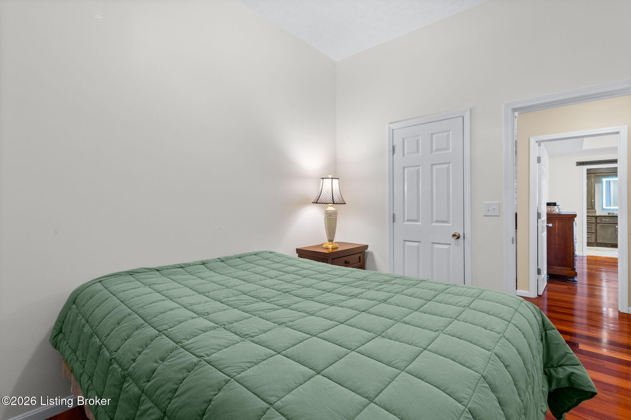 168 Maplewood Dr