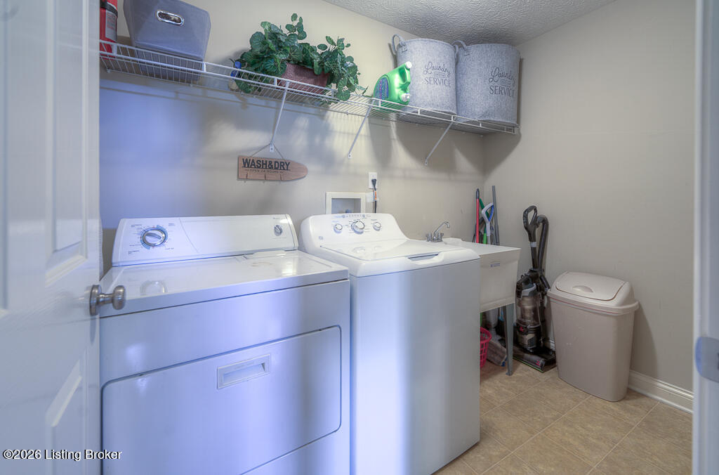 9411 Alex Ct