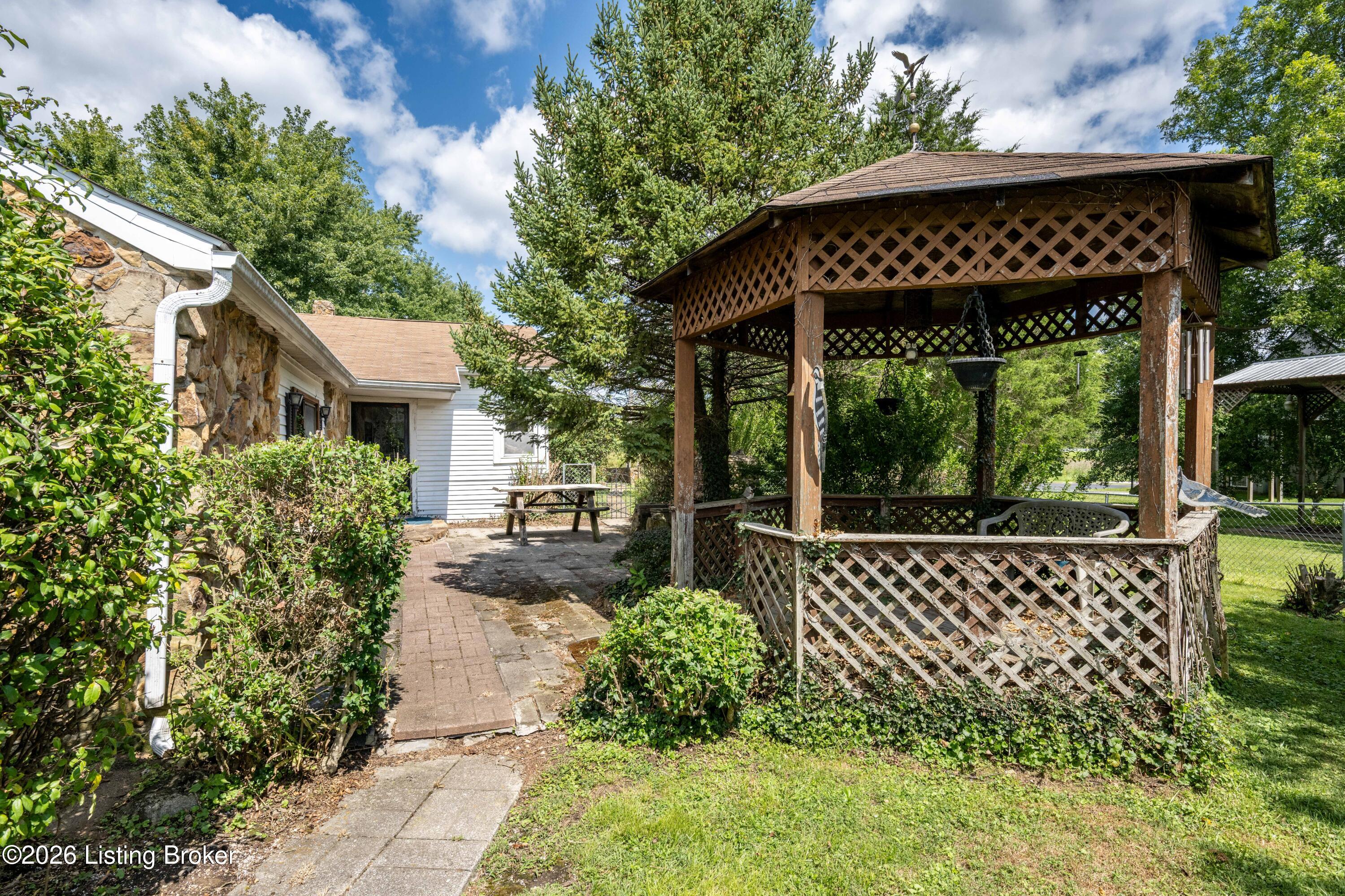 4678 Duffy Rd