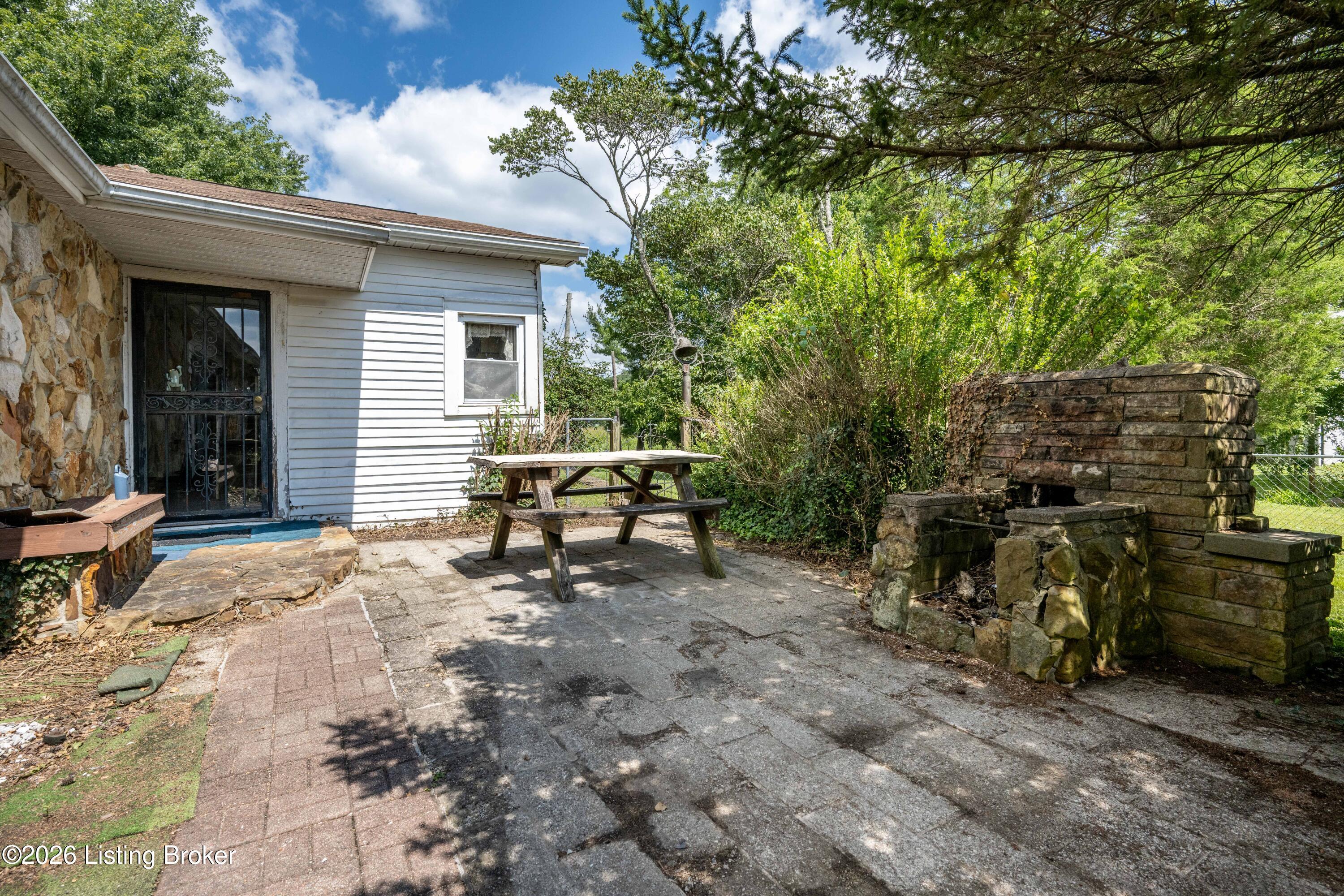 4678 Duffy Rd