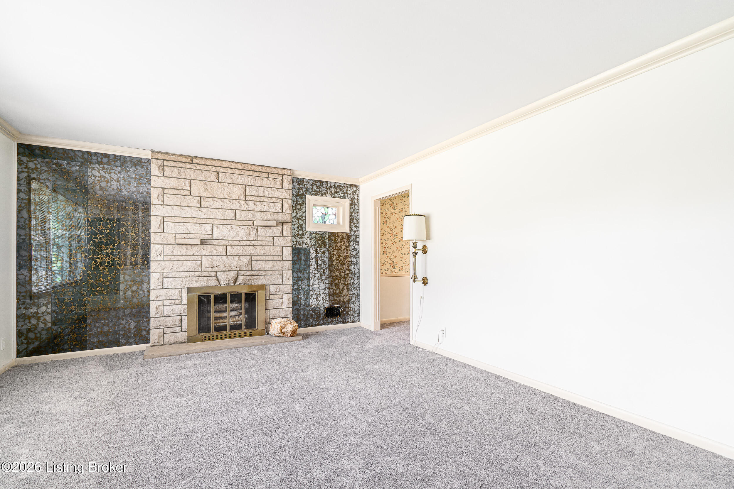 4016 White Plains Ct