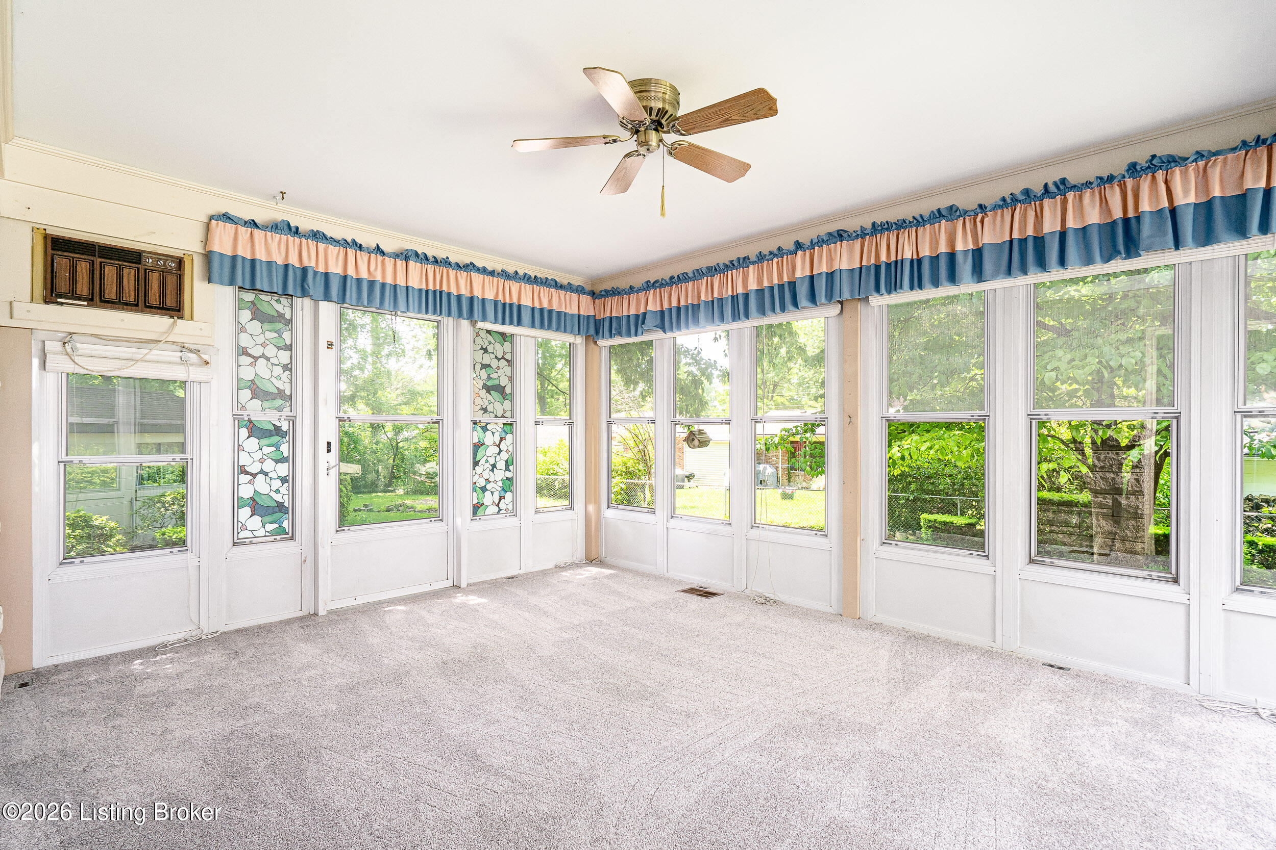 4016 White Plains Ct