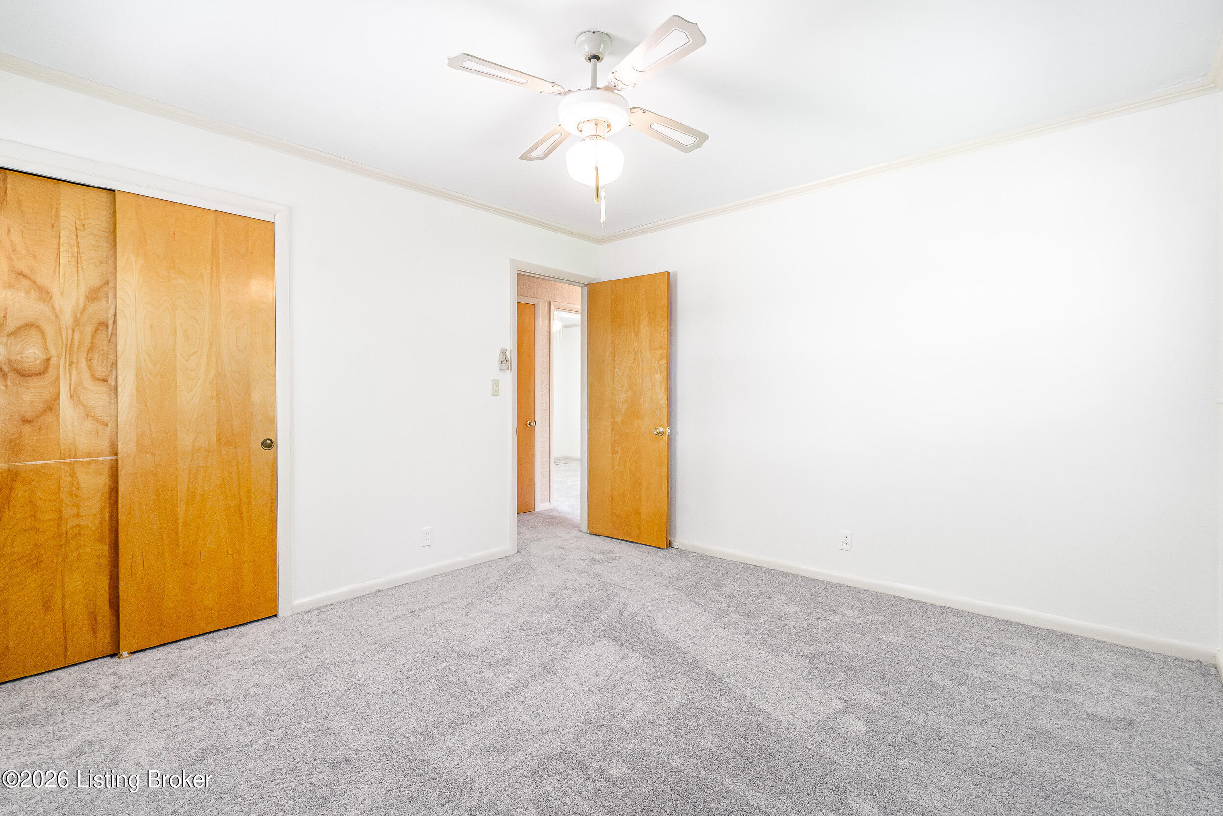 4016 White Plains Ct