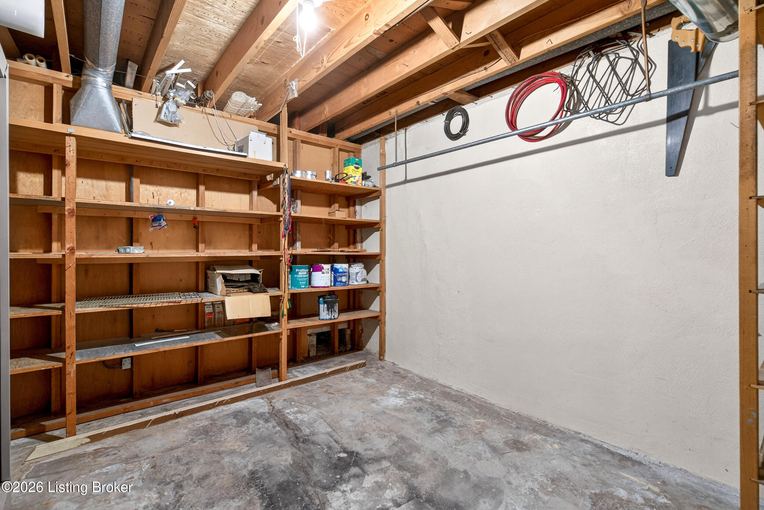 4016 White Plains Ct